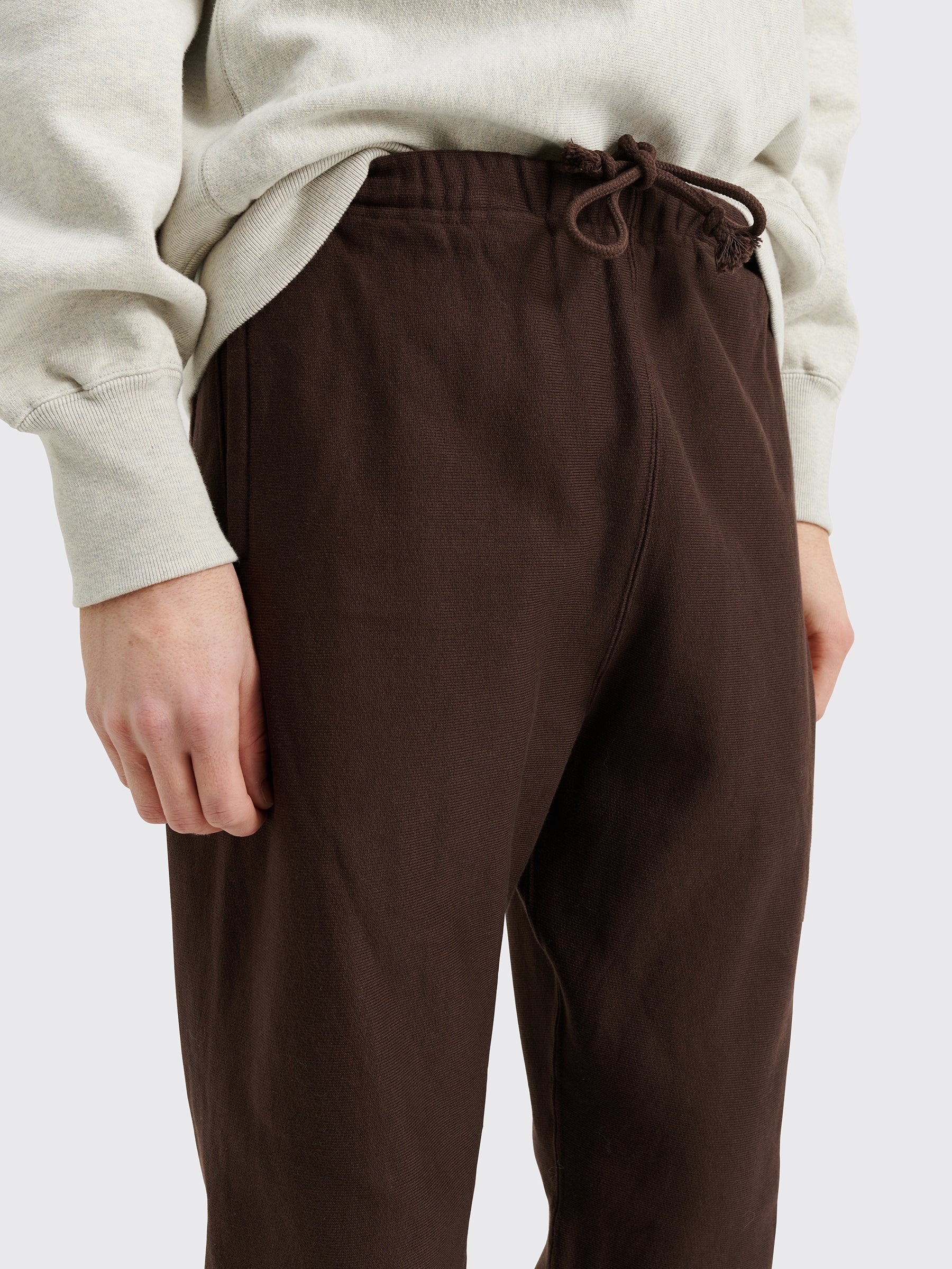 AURALEE AURALEE HIGH COUNT HEAVY SWEAT PANTS DARK BROWN AURALEE AURALEE HIGH COUNT HEAVY SWEAT PANTS DARK BROWN