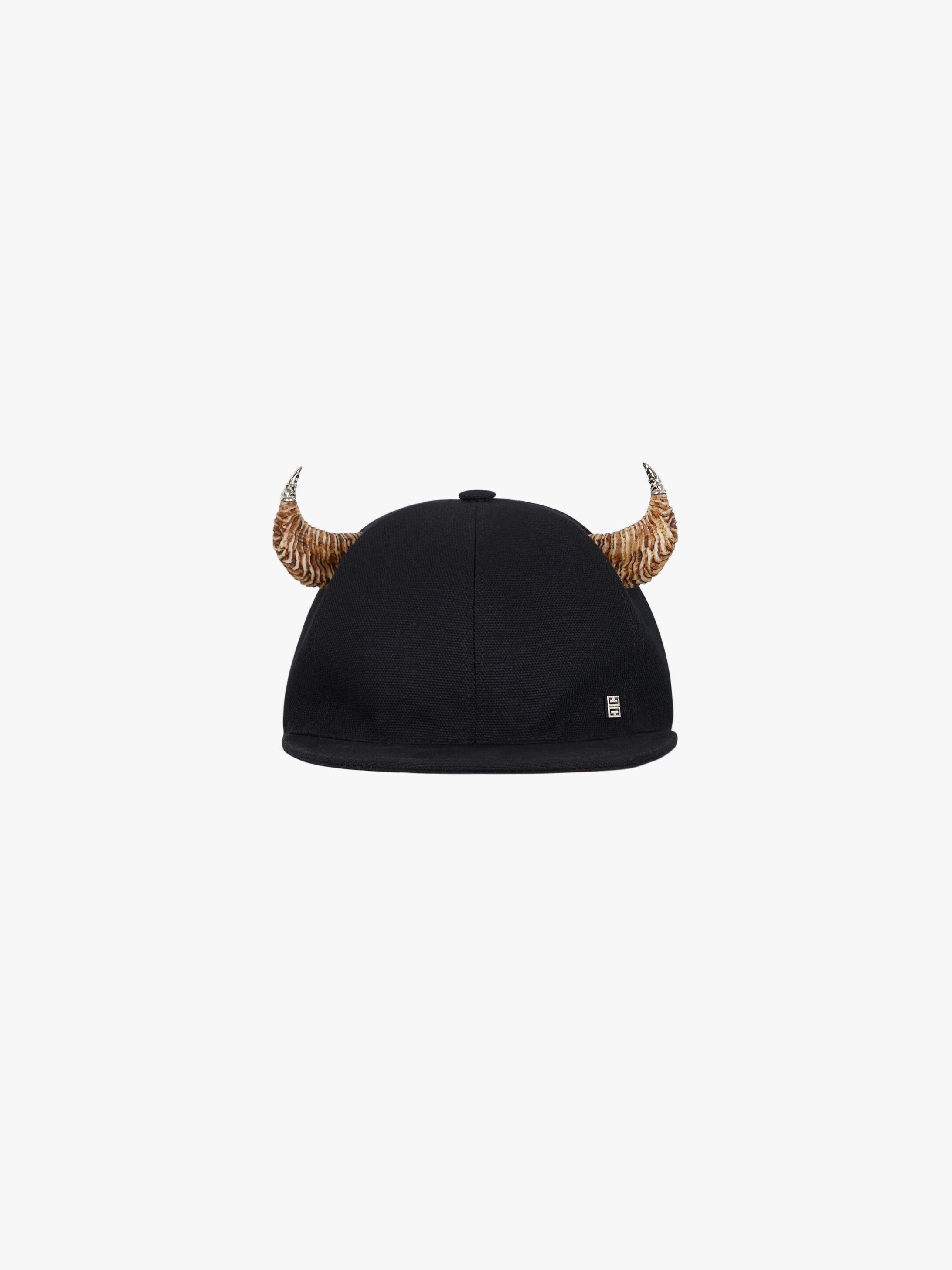 CAP IN CANVAS WITH HORNS - 1