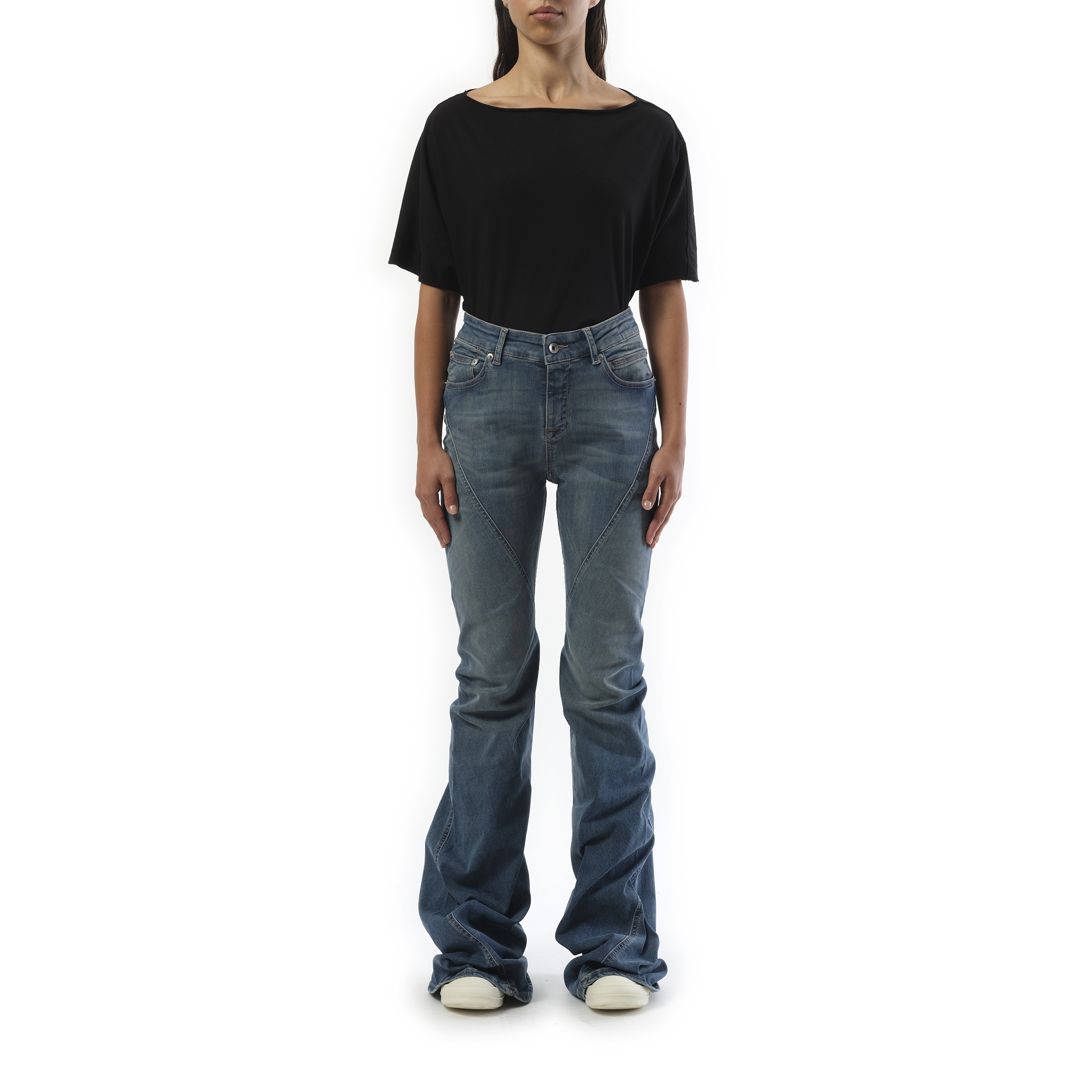 Bias Bootcut Jeans in Washed Indigo - 4