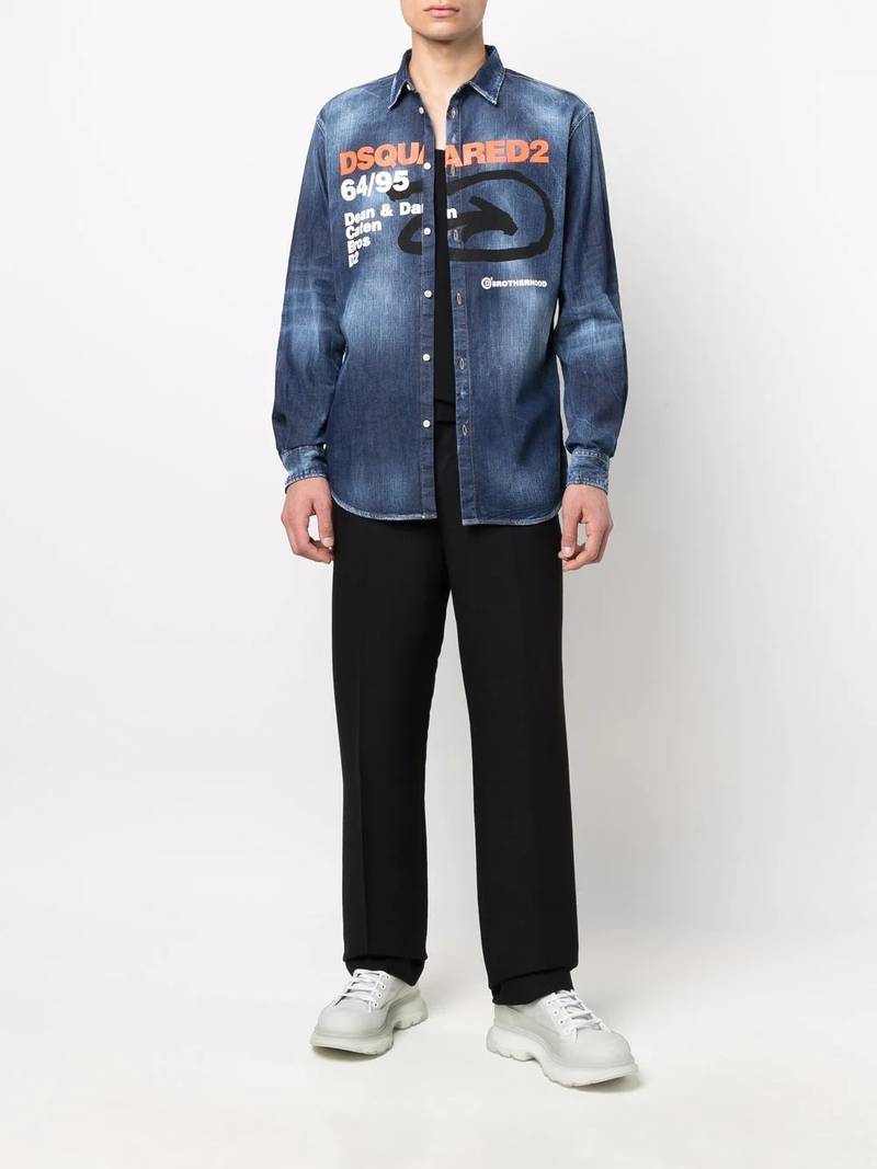 DSQUARED2 logo-print shirt outlook