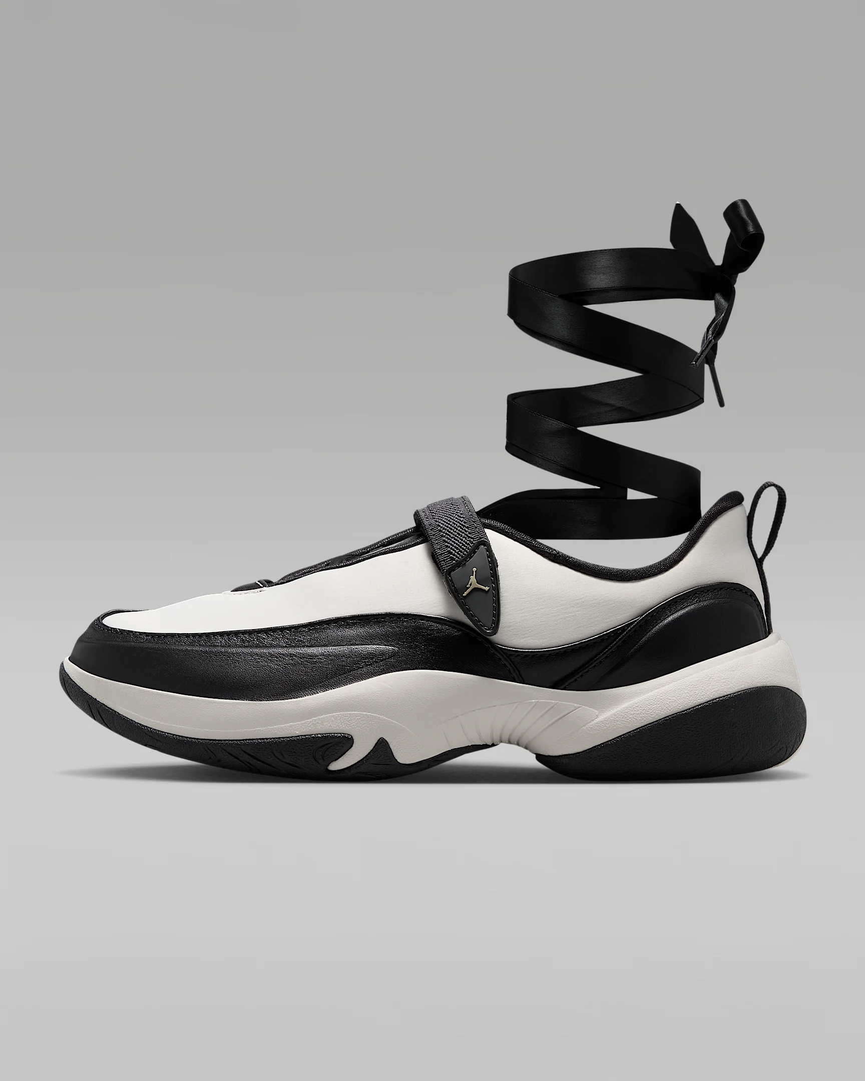 Jordan Pointe Women's Shoes - 1