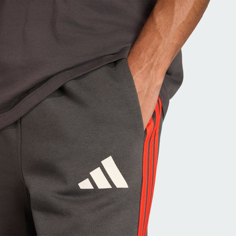 AUDI REVOLUT F1 TEAM DNA SHORT 7