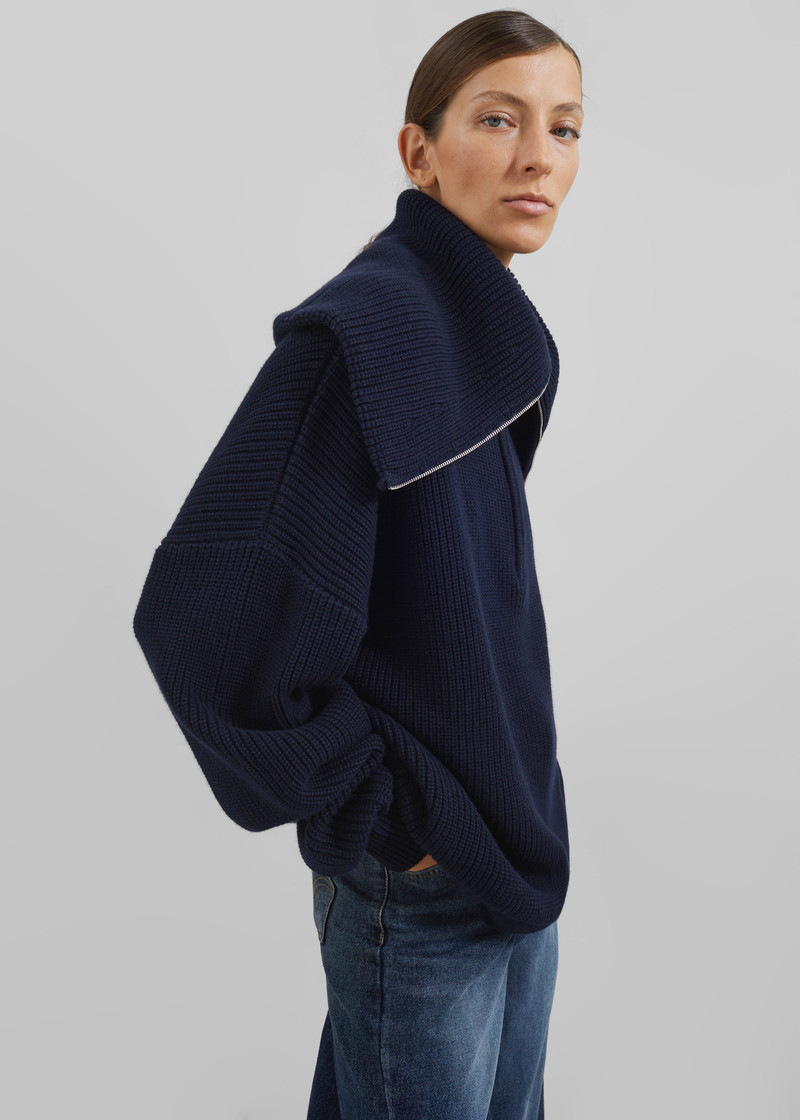Hazel Oversized Wool Jumper - Dark Navy 3