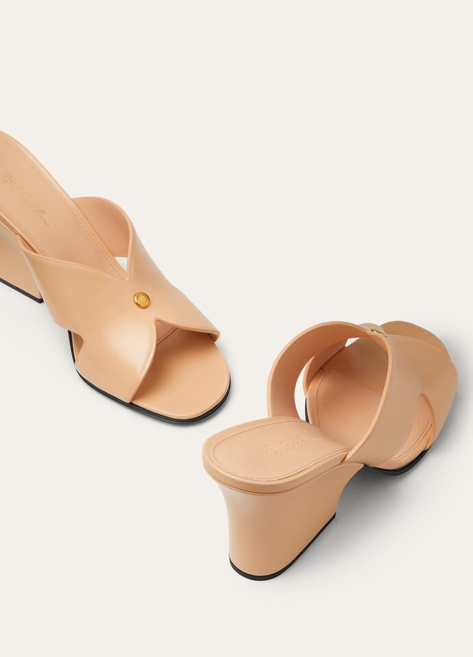 Vera Sandal - 6