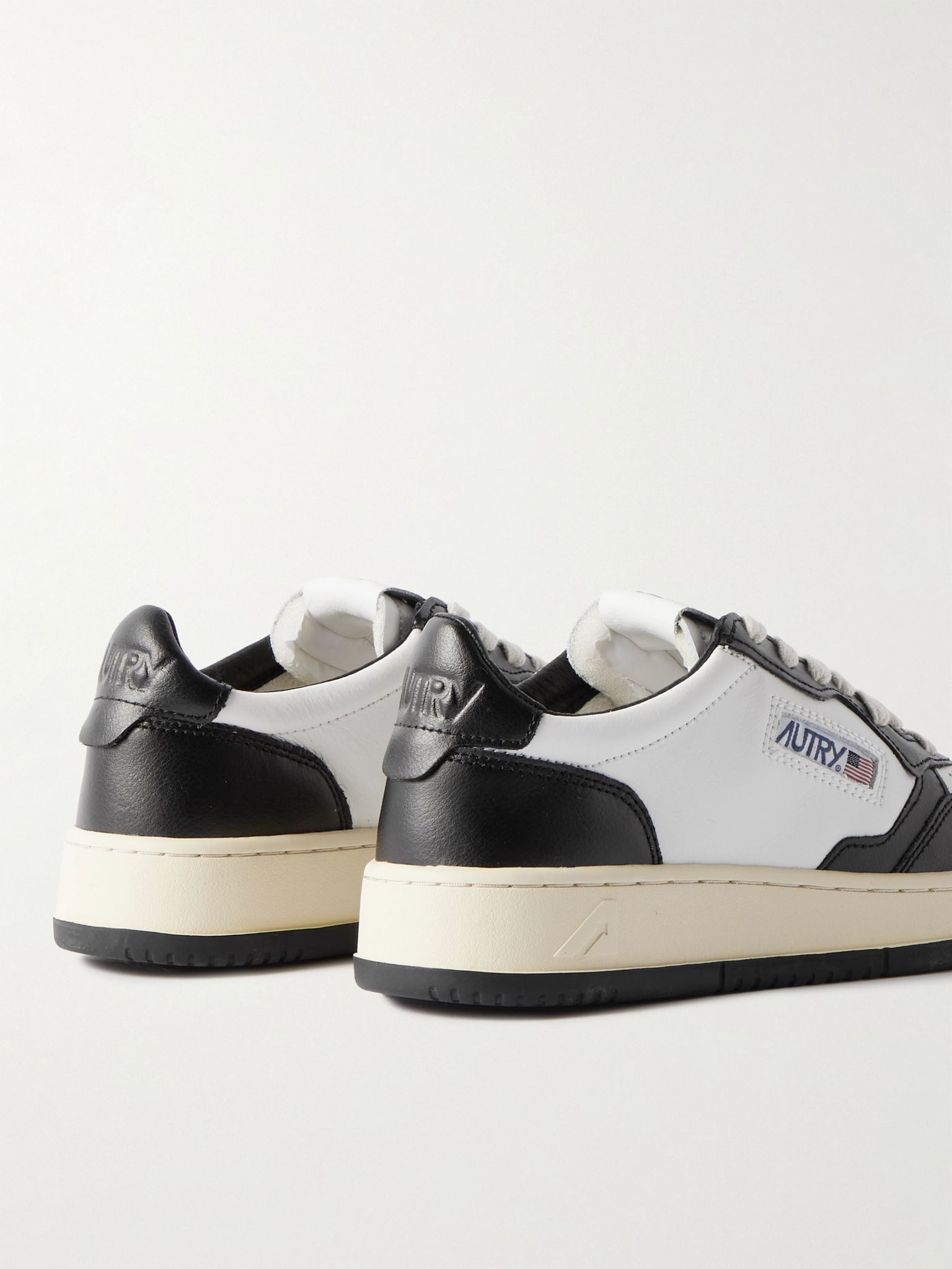 Medalist Two-Tone Leather Sneakers White - 5