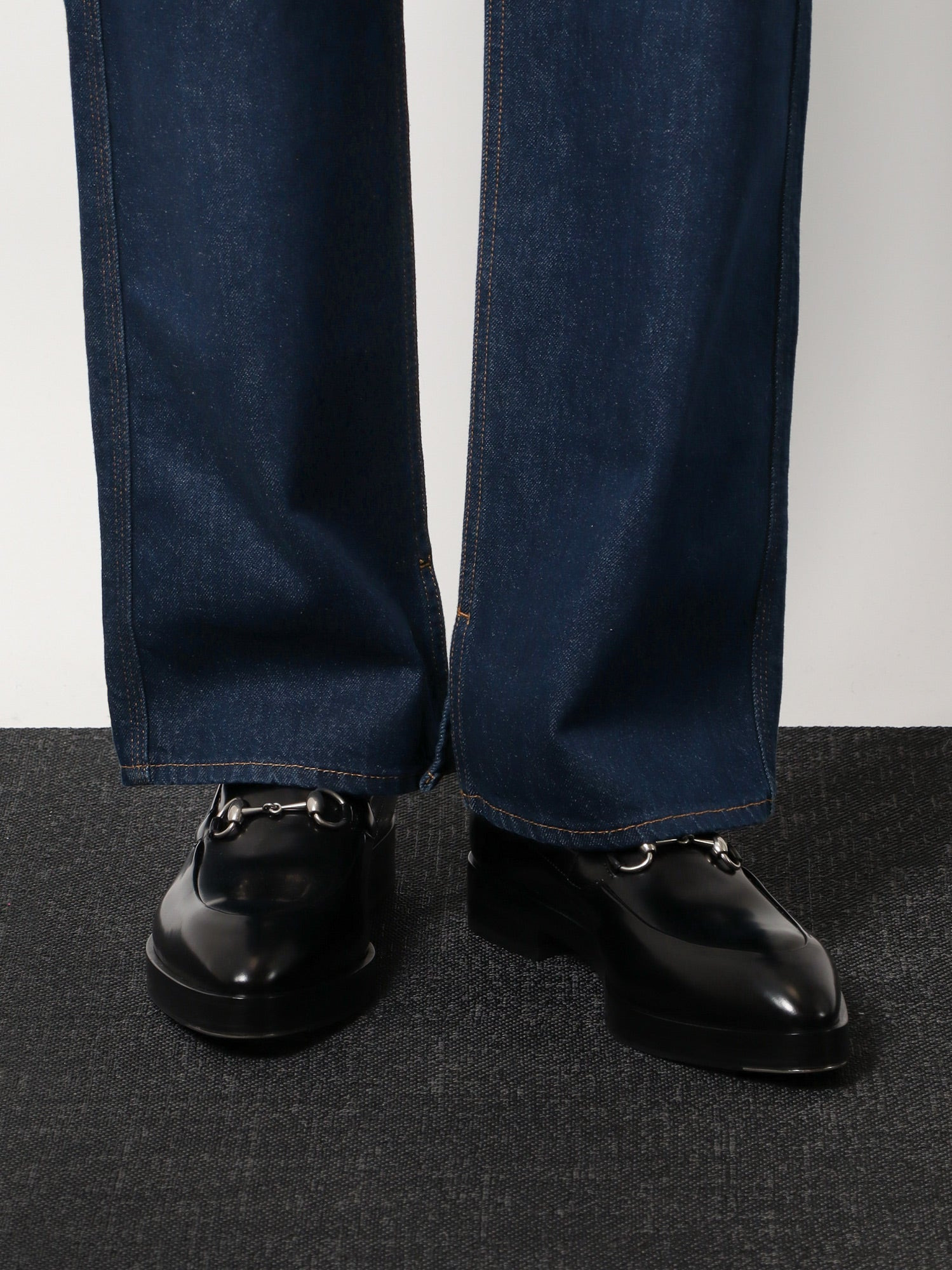 Gucci Leather Loafers With Horsebit - 2