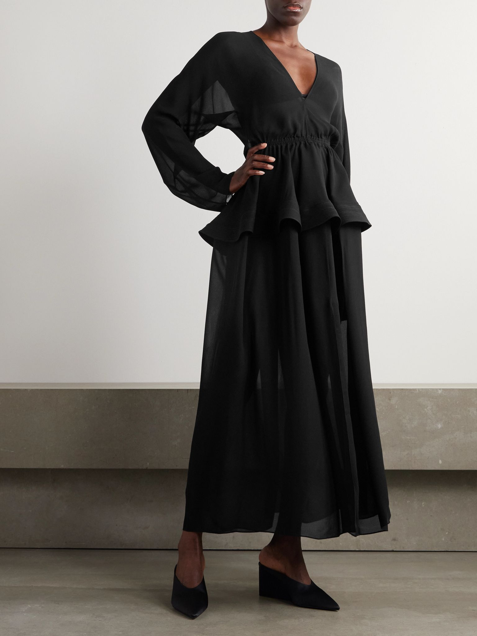 Gathered georgette peplum midi dress Black - 2