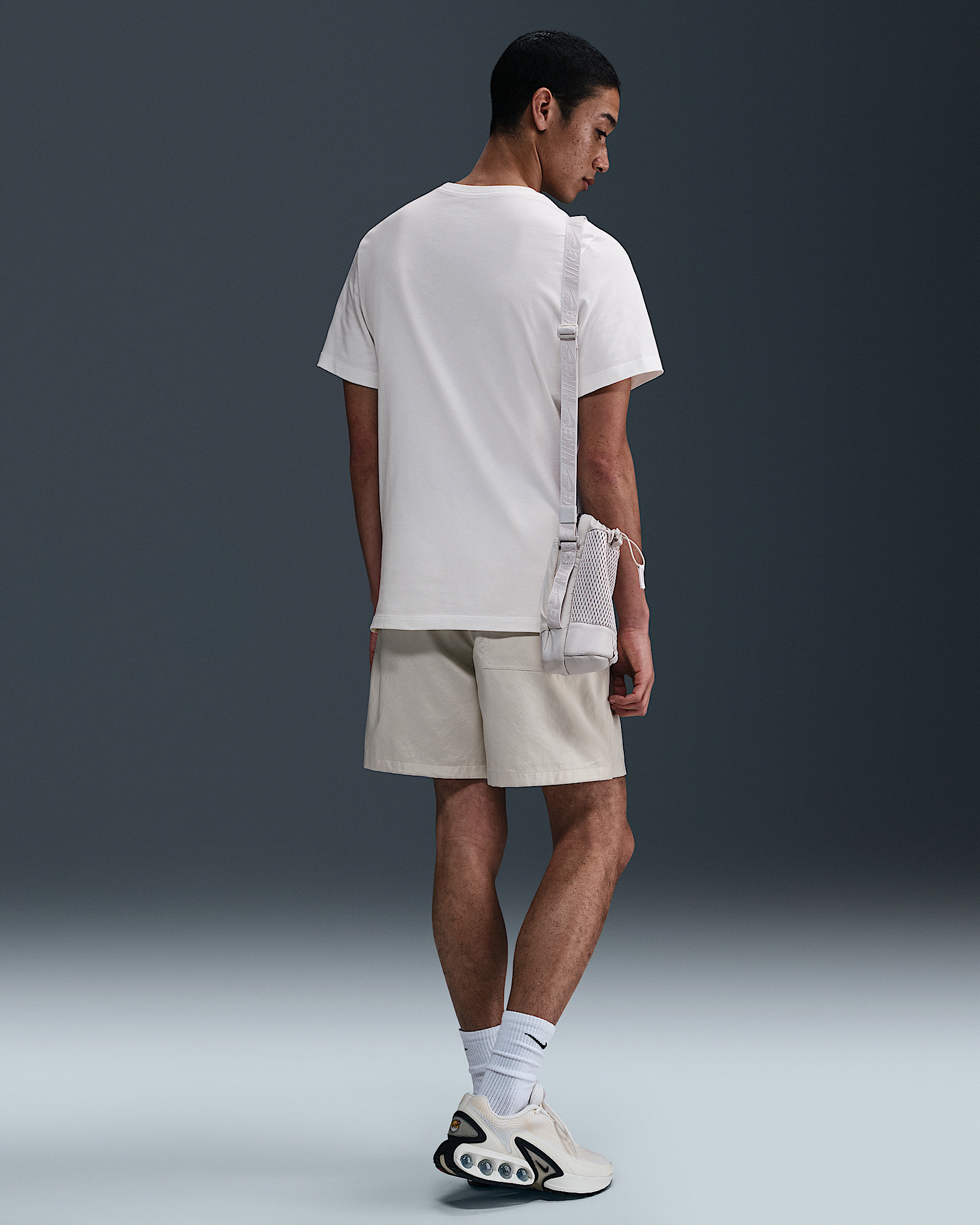 Nike Sportswear T-Shirt - 5