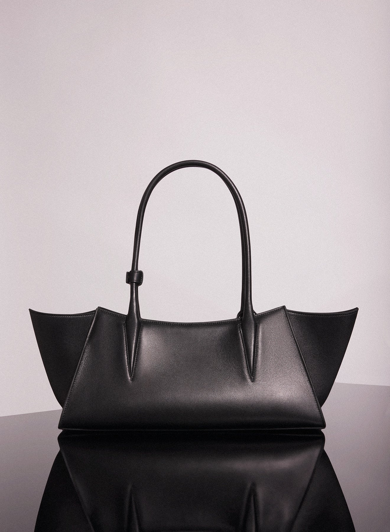 black smooth leather fang bag - 4