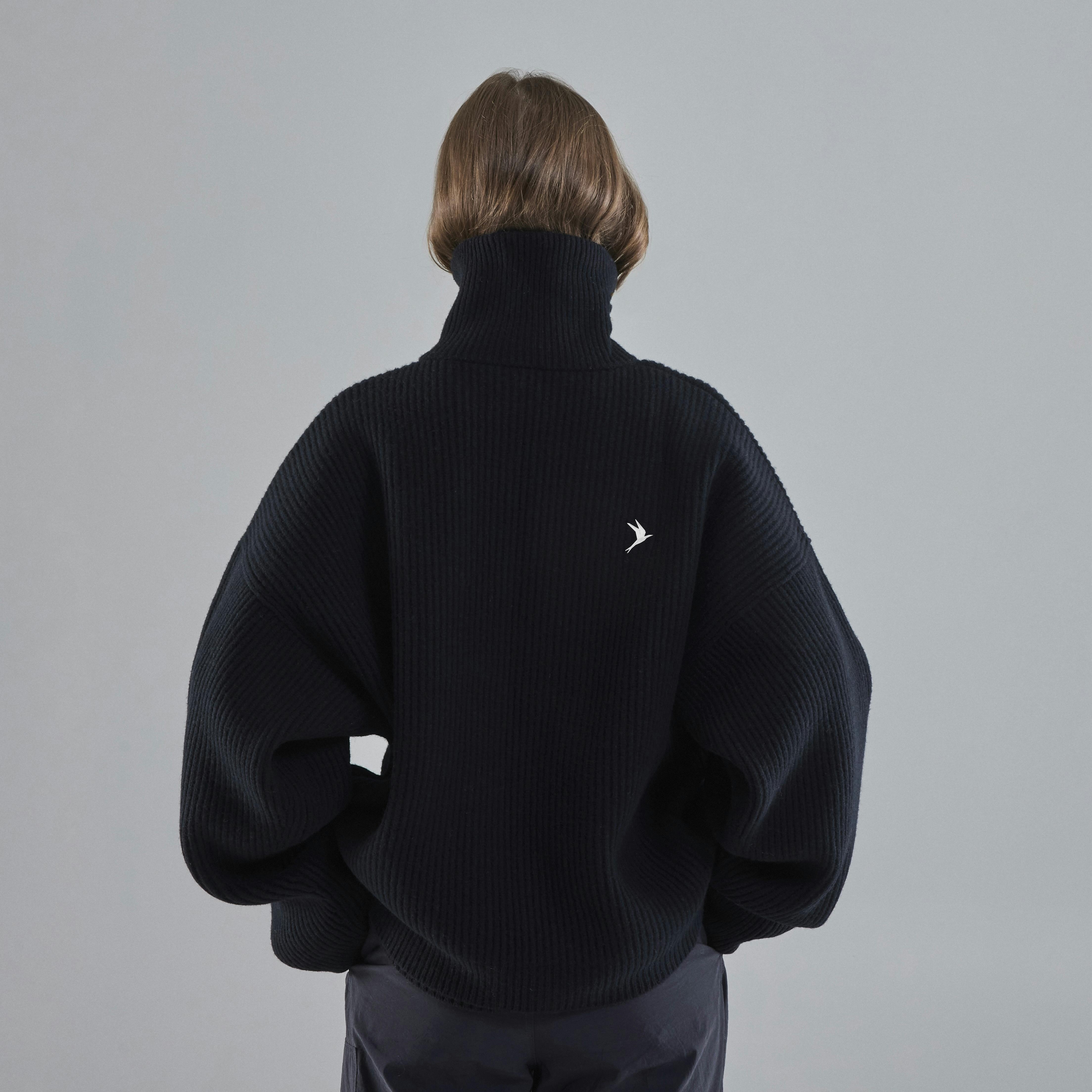 Vonarstræti Zipped Wool Sweater (Unisex) - 10