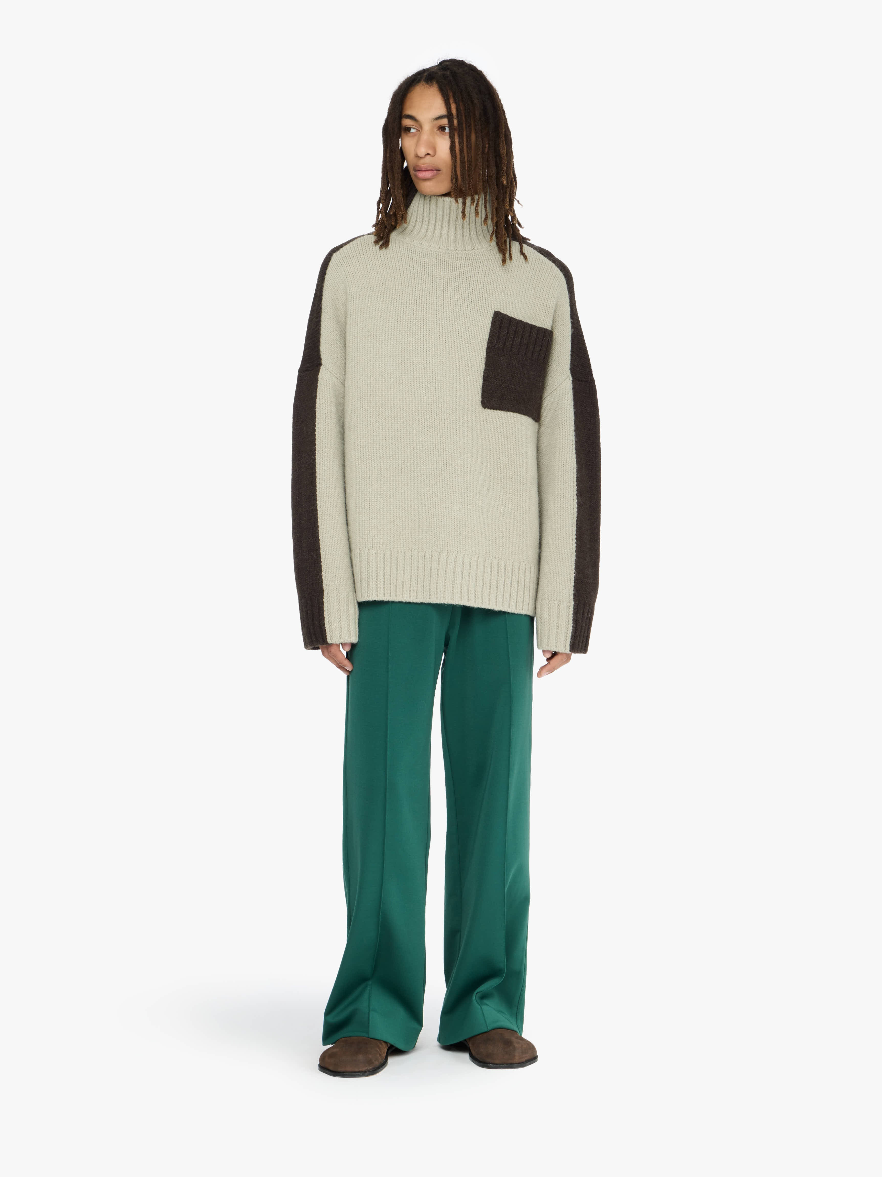 TWO TONE PATCH POCKET JUMPER - 2