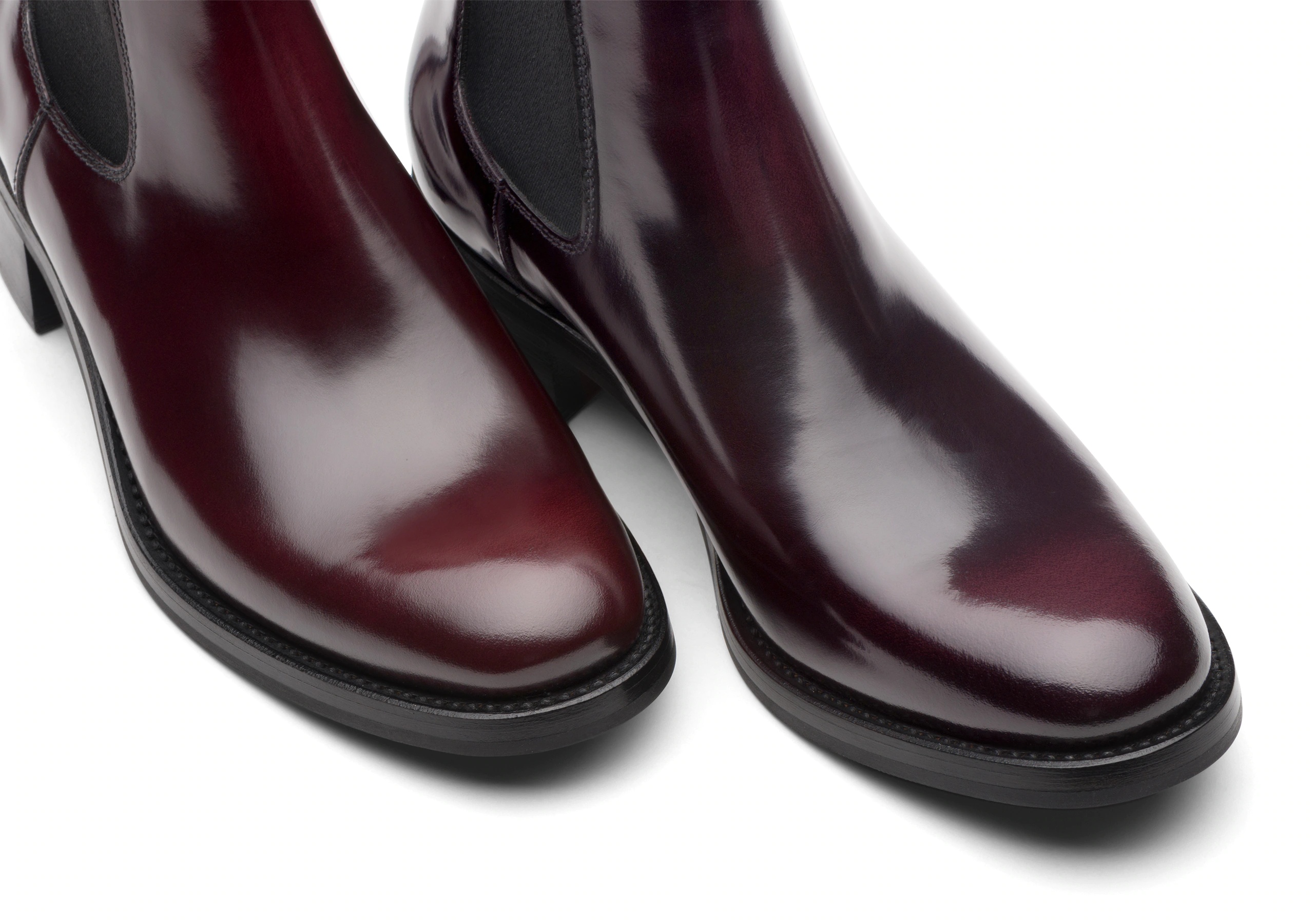 Monmouth 40
Polished Fumè Chelsea Boot Burgundy - 4