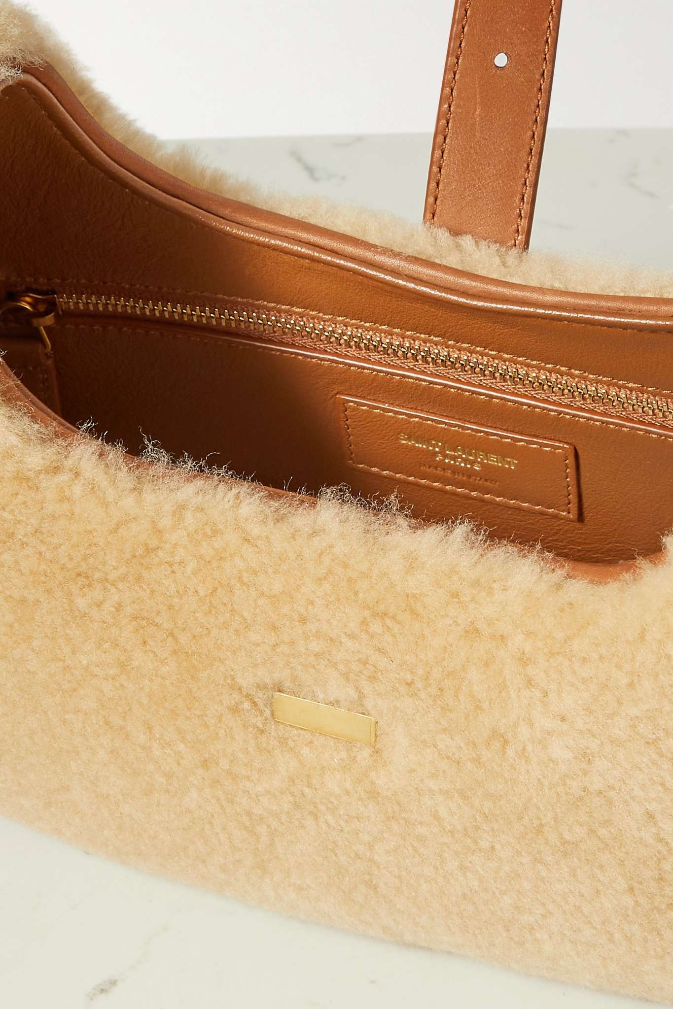 Le Fermoir leather-trimmed shearling shoulder bag - 5