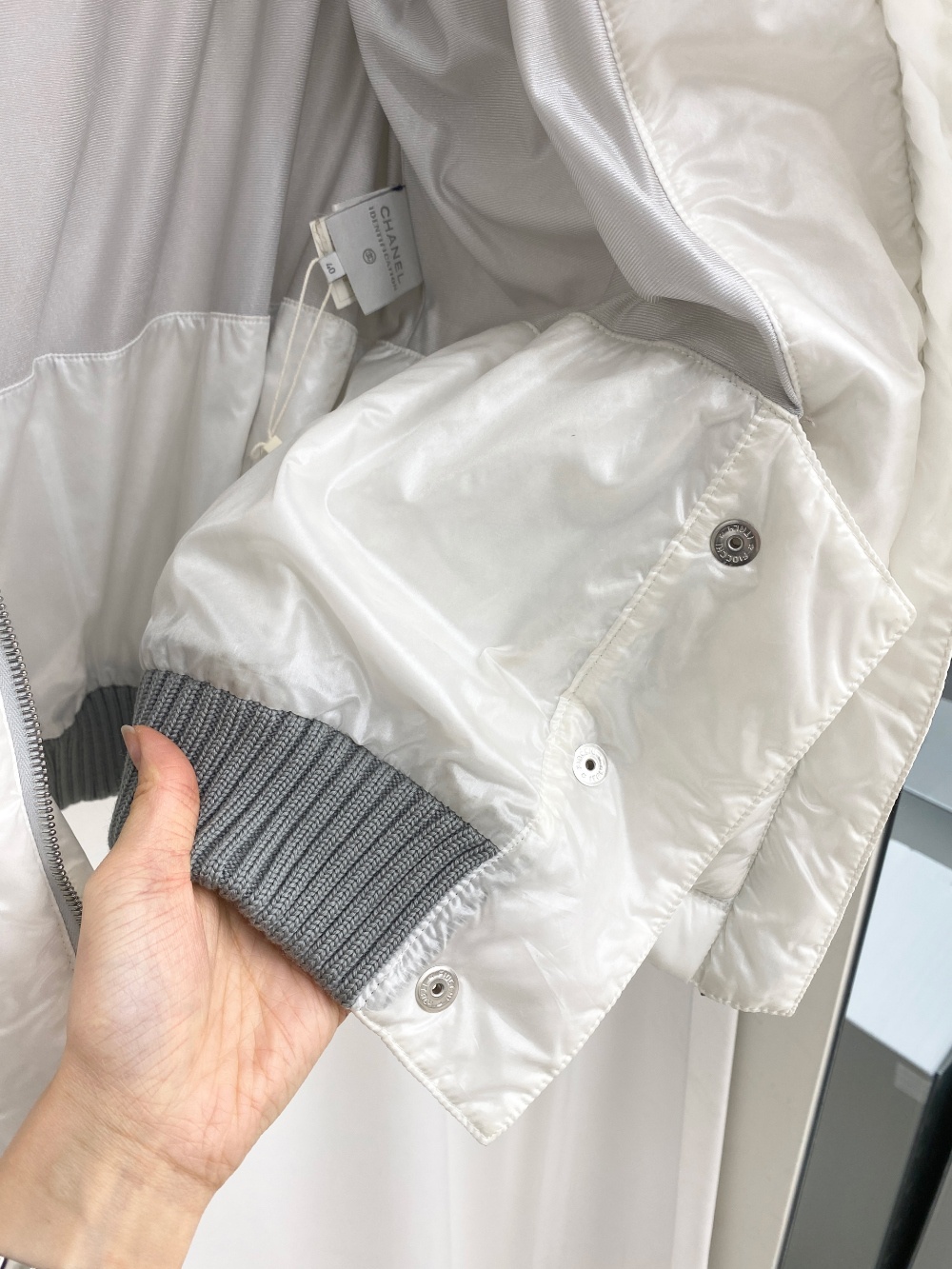 Chanel Sport 2003 A Season White Padding - 17