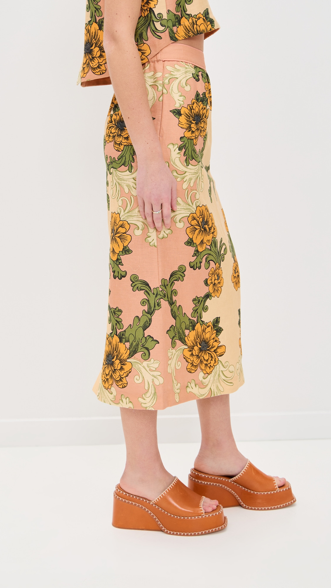 Delicate Flower Arabesques Pink Midi Skirt - 3