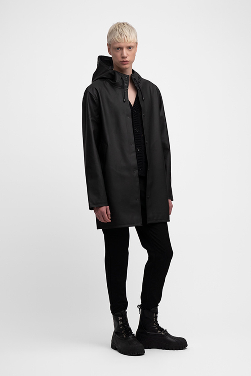 Stutterheim Stockholm Raincoat Black outlook