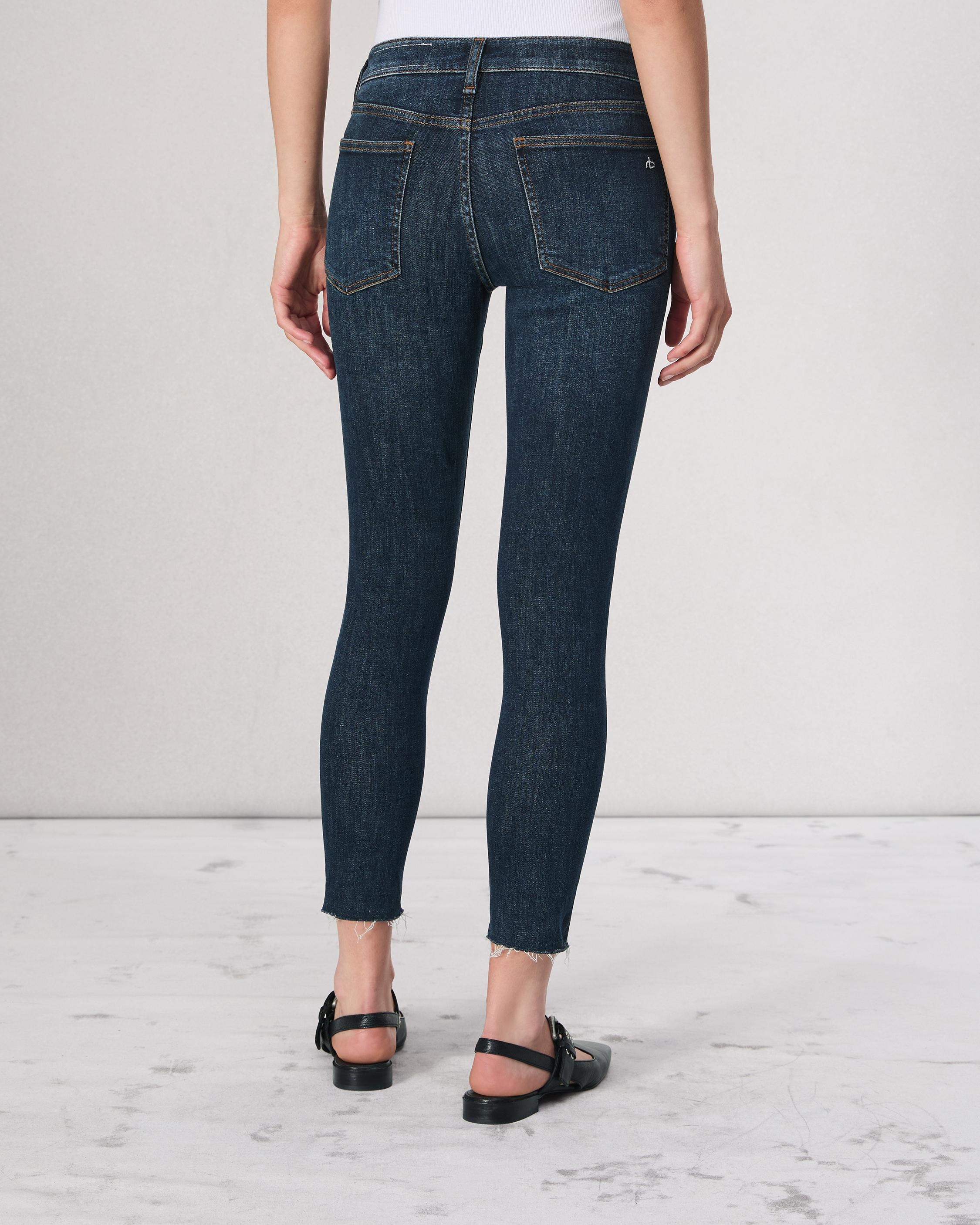 Cate Skinny Jean
Featherweight Denim - 5