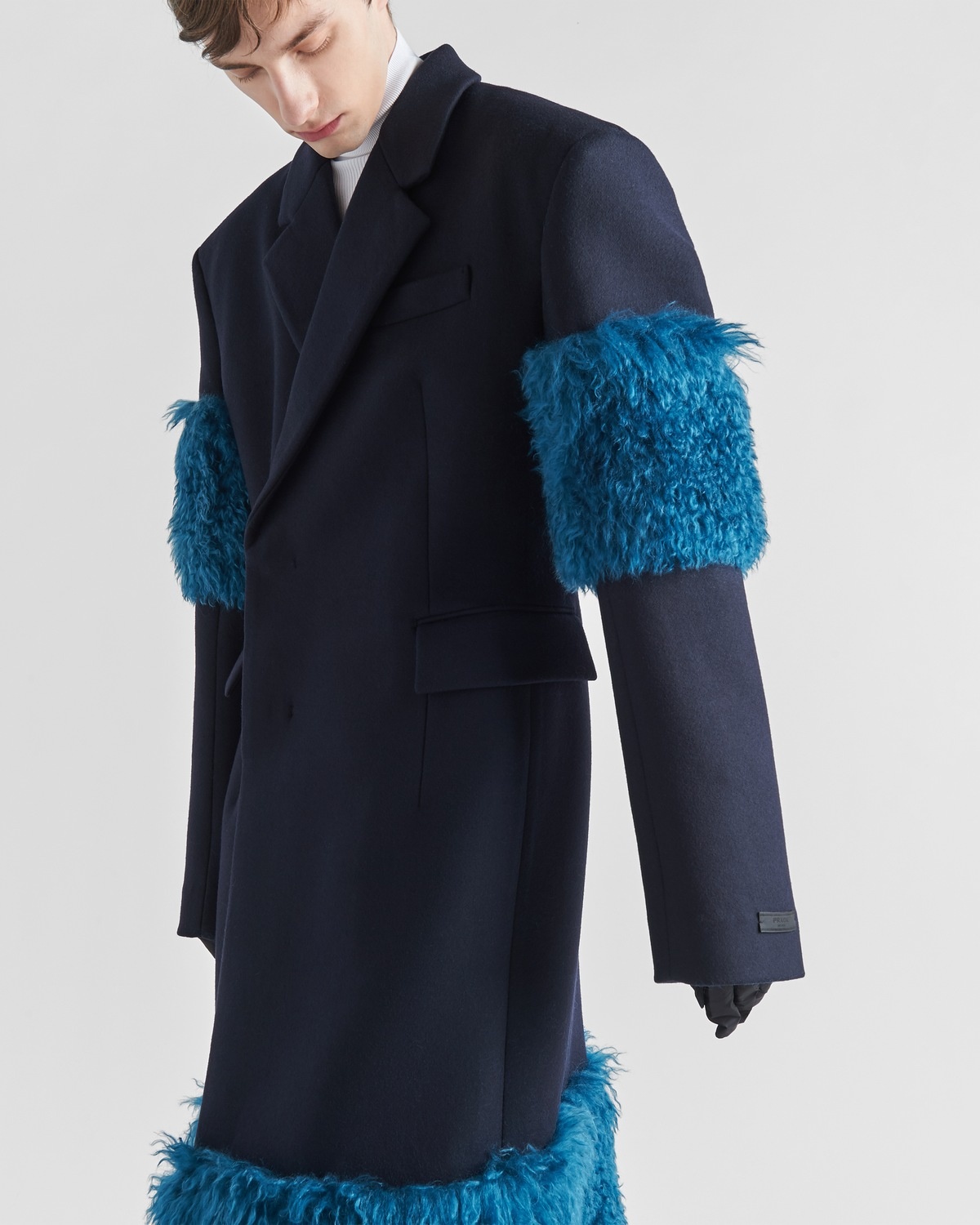 Double-breasted wool coat - 4