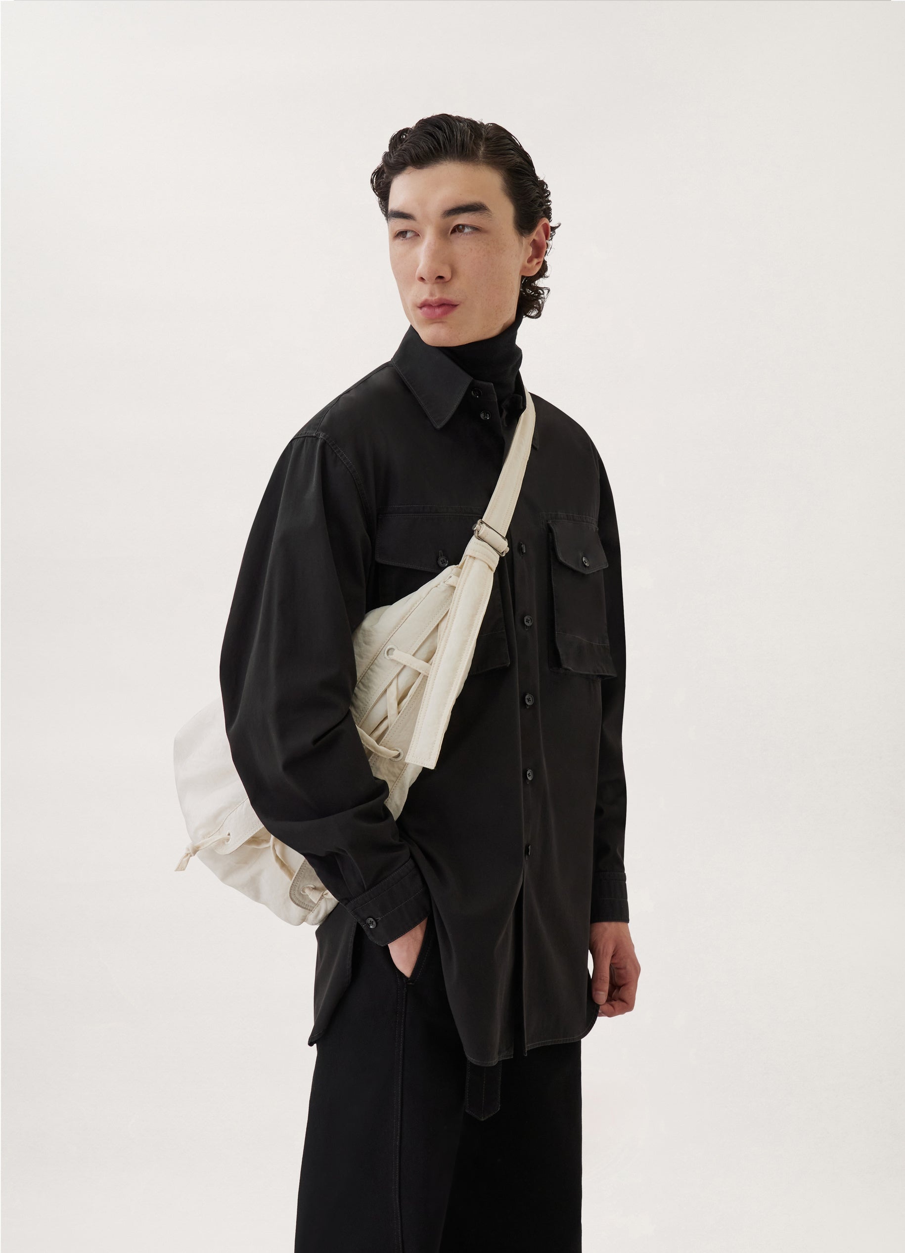 SOFT GAME BAG
NYLON CANVAS - 7