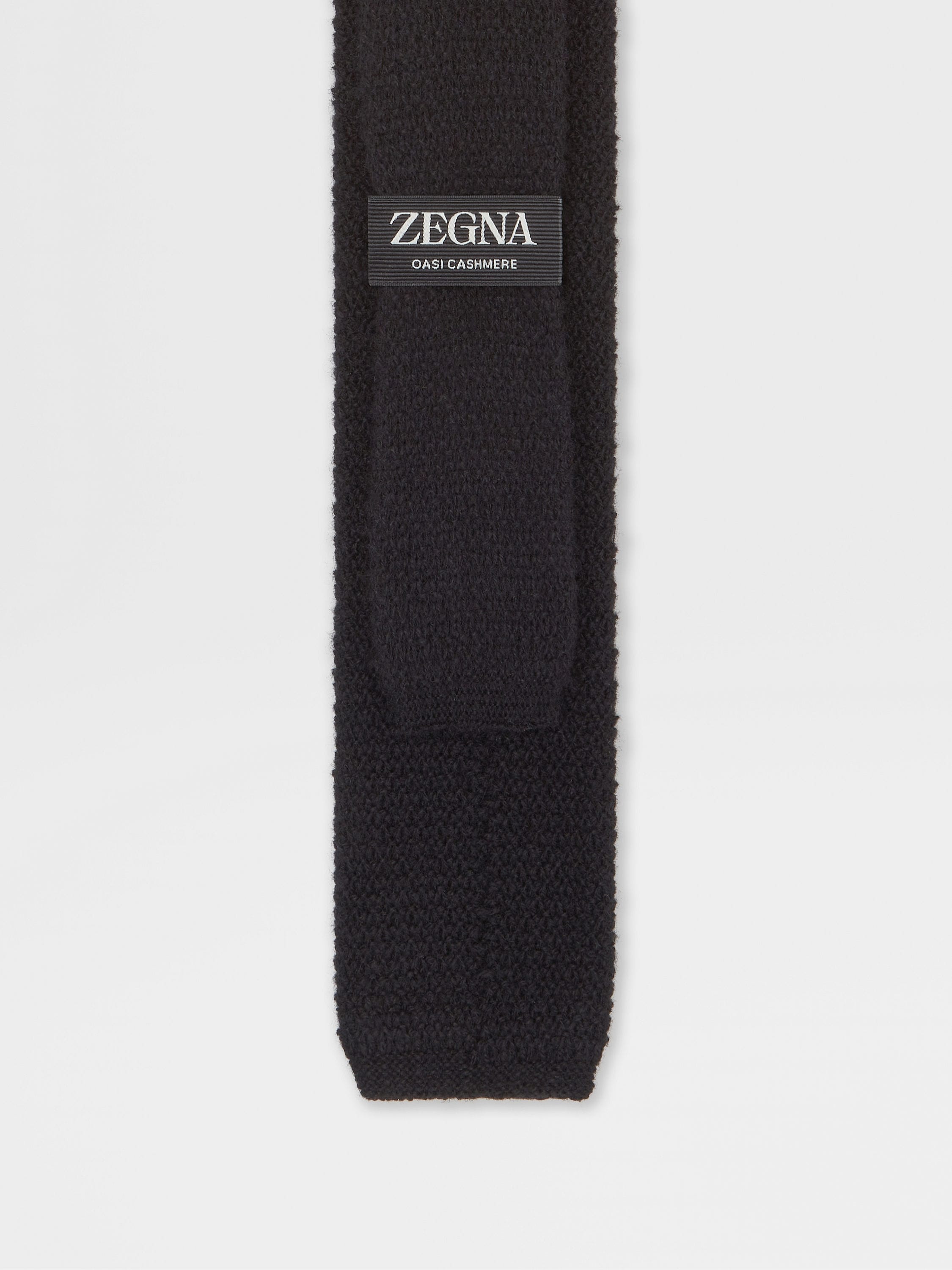 BLACK OASI CASHMERE TIE - 3