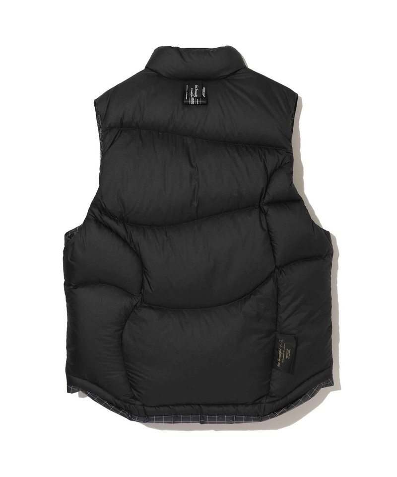 UNDERCOVER UC1F4002 outlook