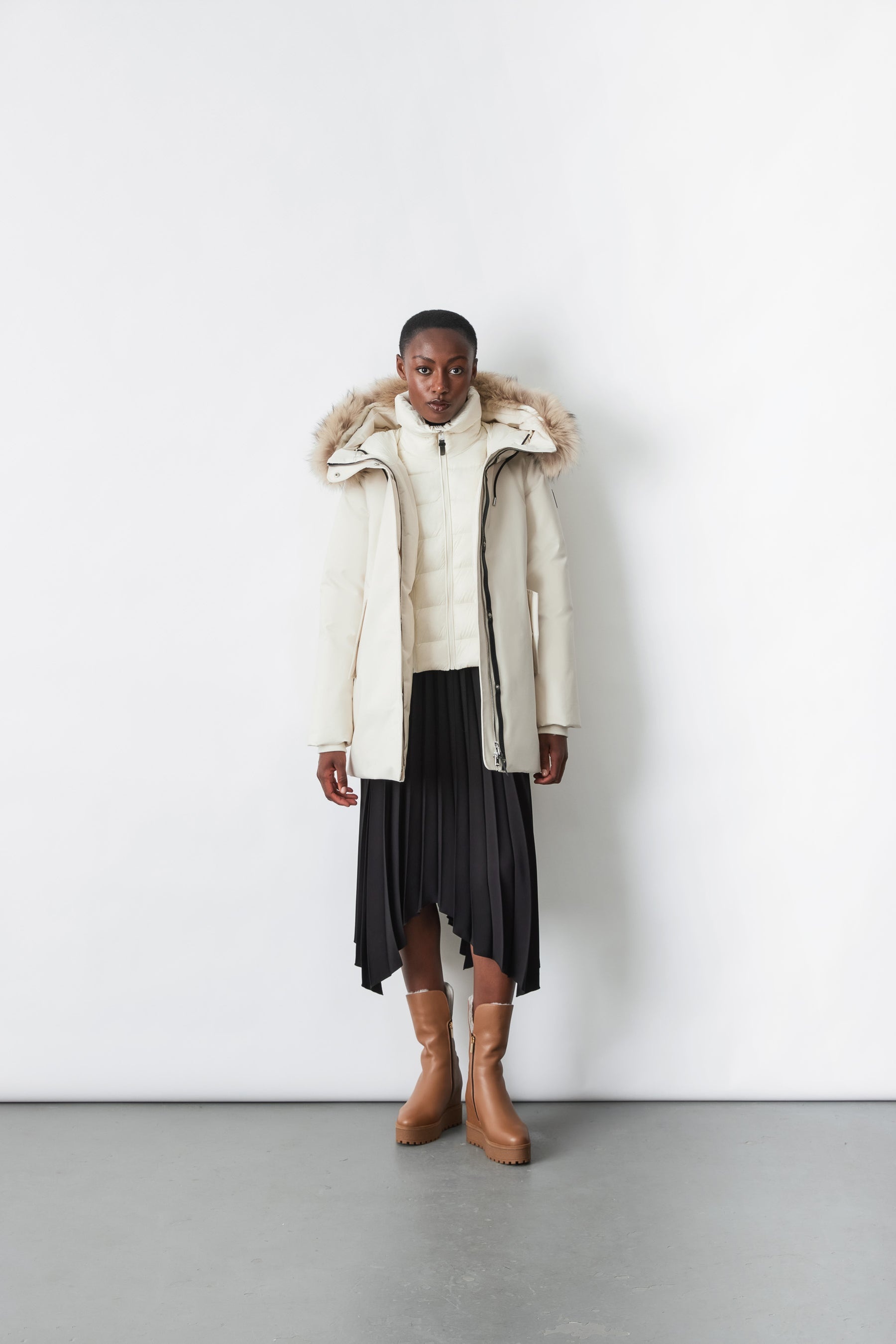 KINSLEE 2-in-1 oversized down parka with bib and natural fur - 9