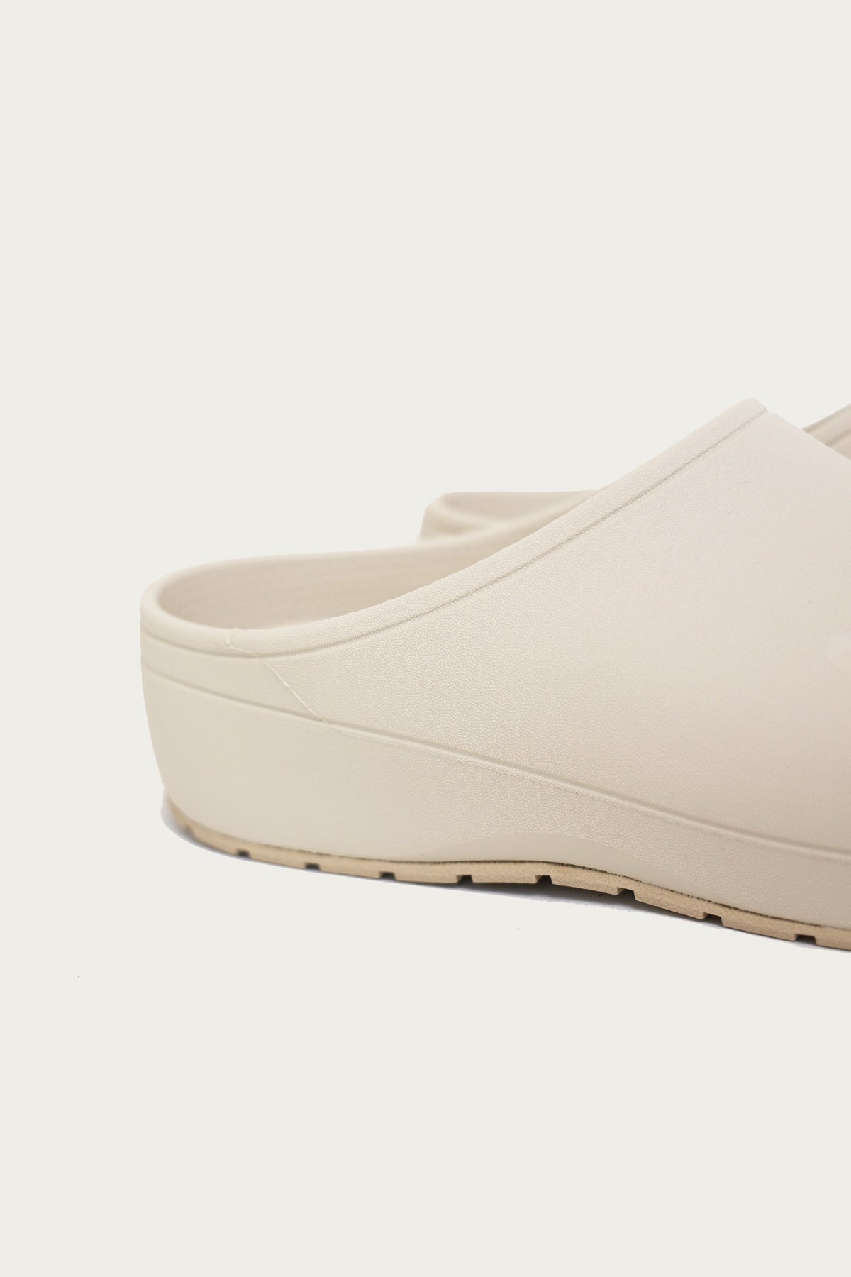 Classic Quiet Clog - Stucco - 5