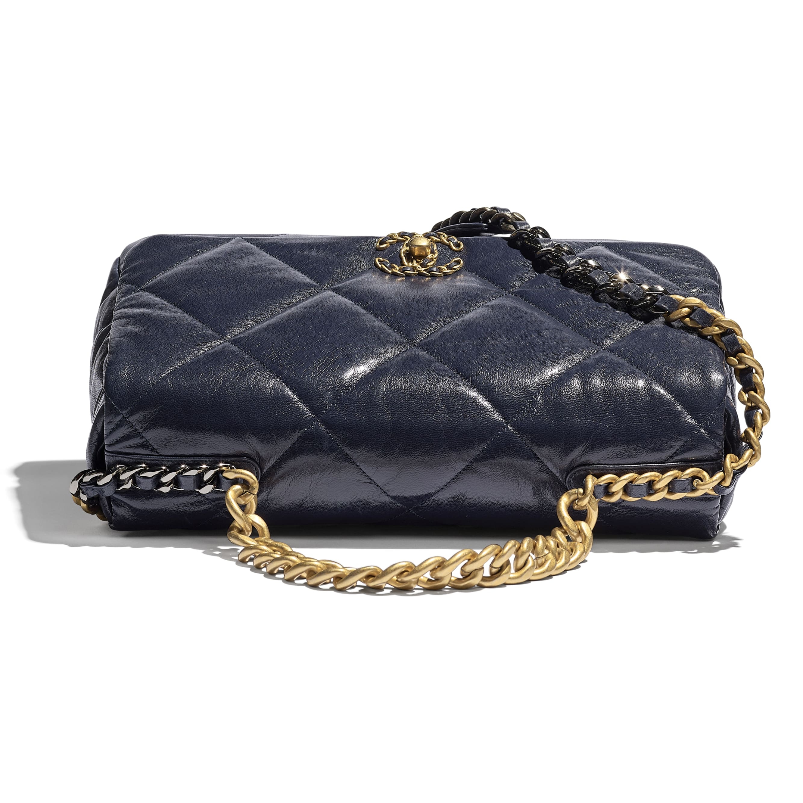 CHANEL 19 Maxi Flap Bag - 4