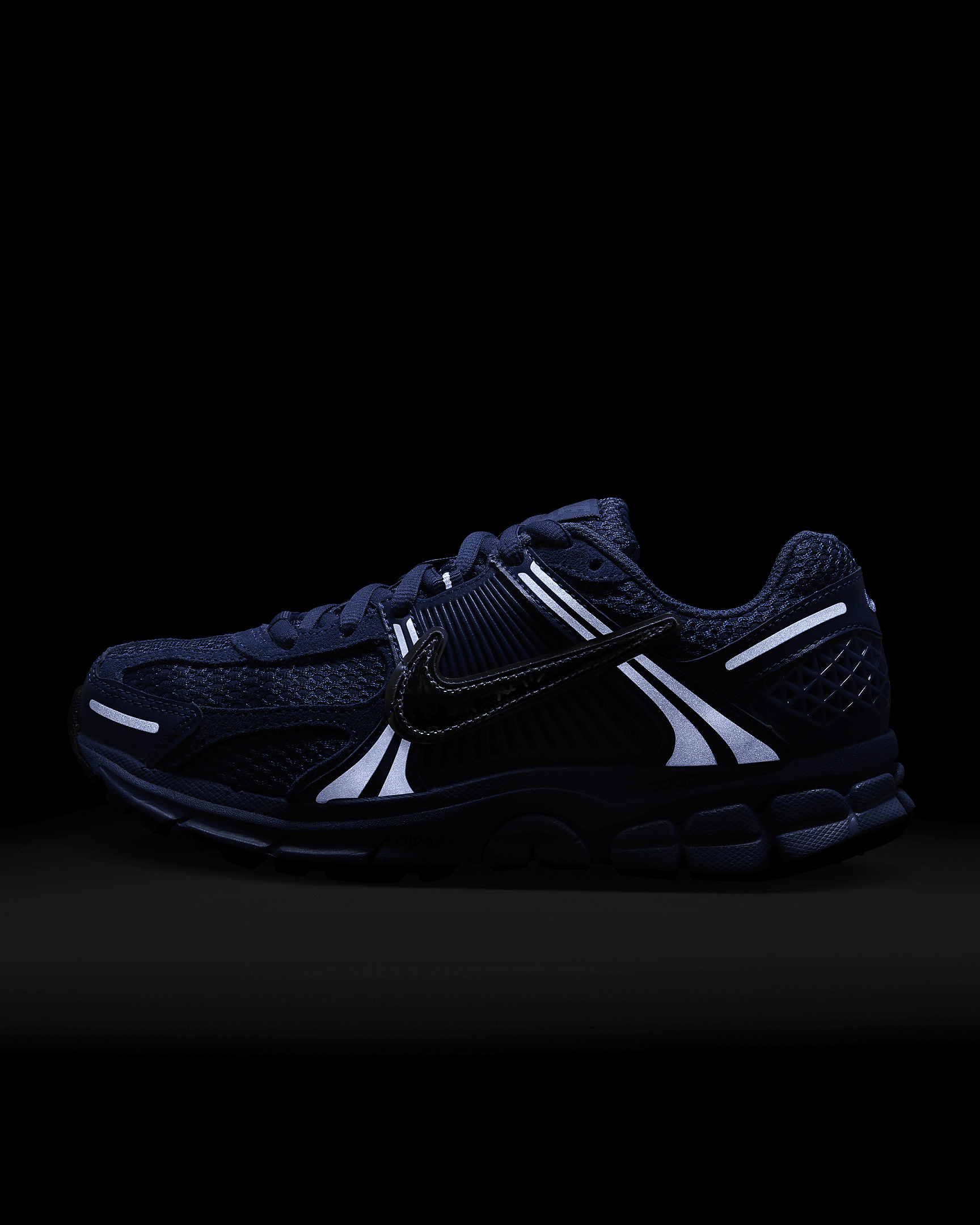 Nike Zoom Vomero 5 Women's Shoes - 11