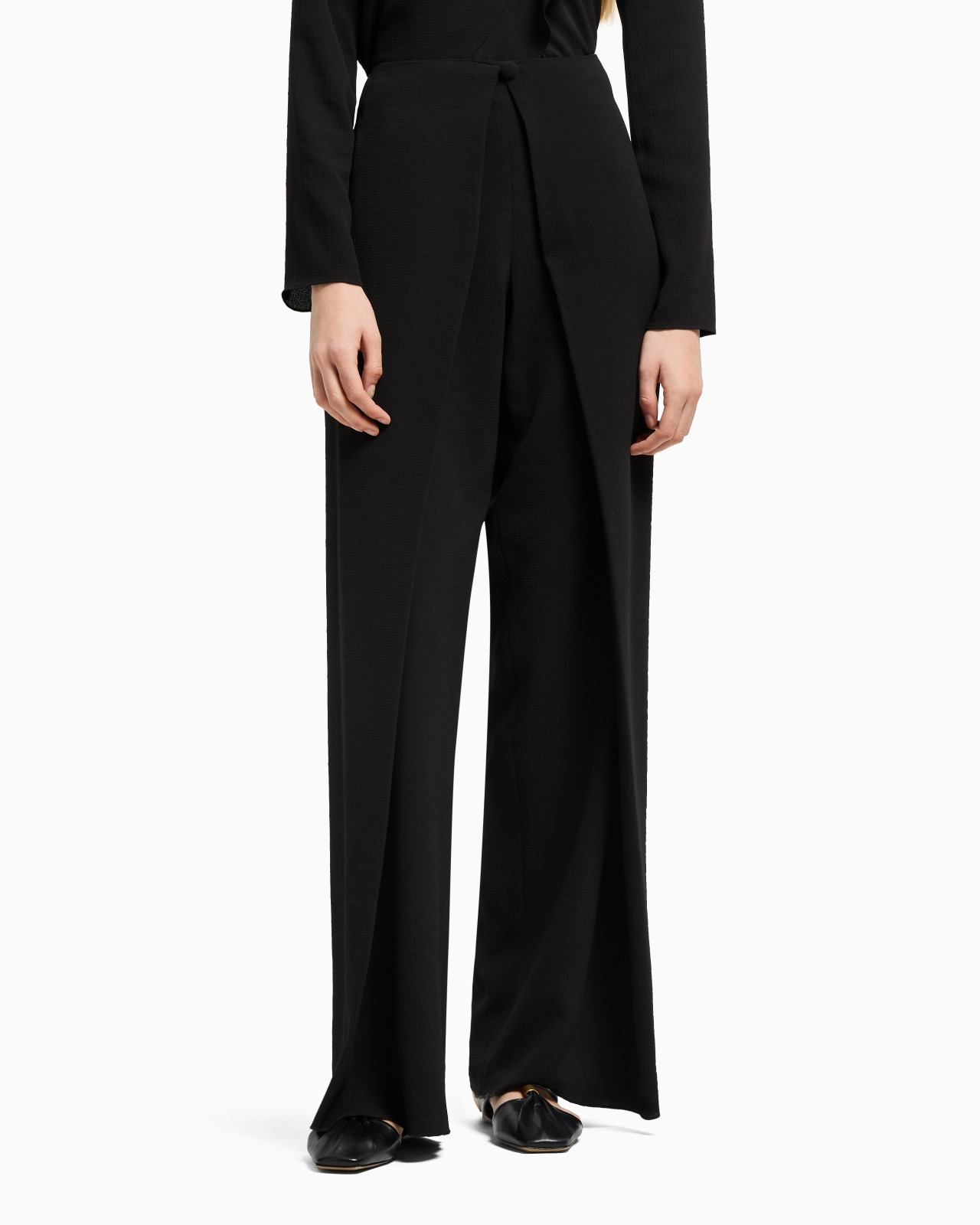 TROUSERS WITH FLUID CRÊPE PANEL - 4