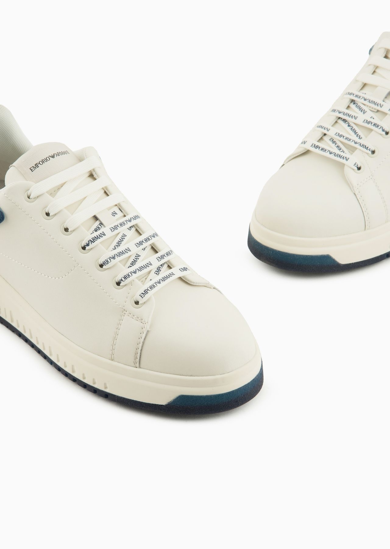Leather sneakers with semi-transparent back and knurled sole - 5