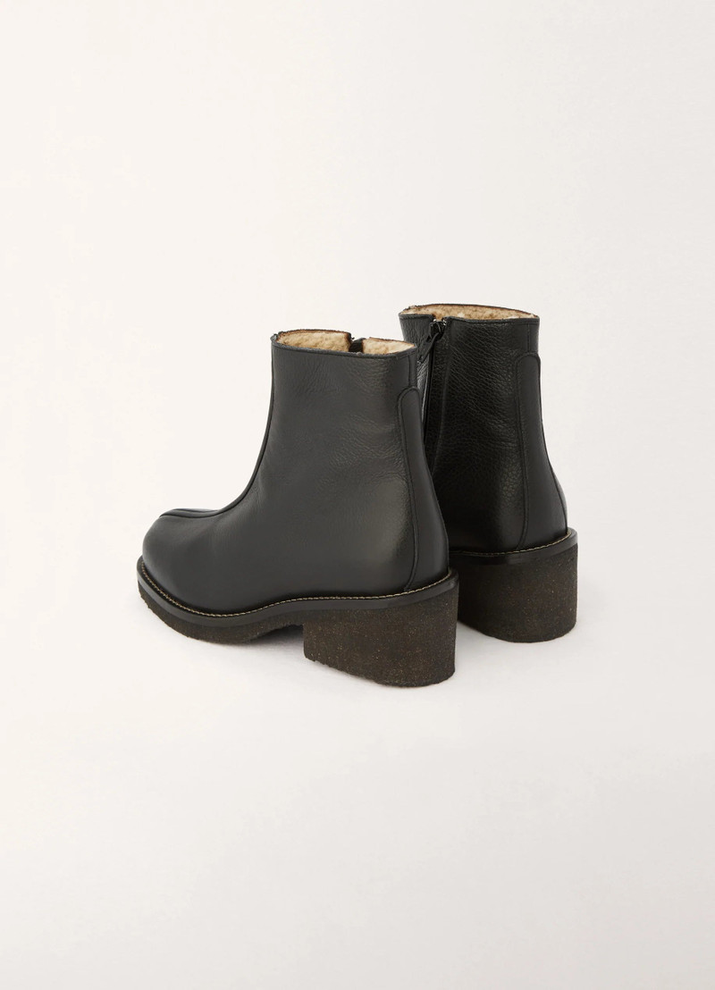 WOMEN PIPED HEELED BOOTS WITH SHEARLING
GRAINE CALF LTH 4