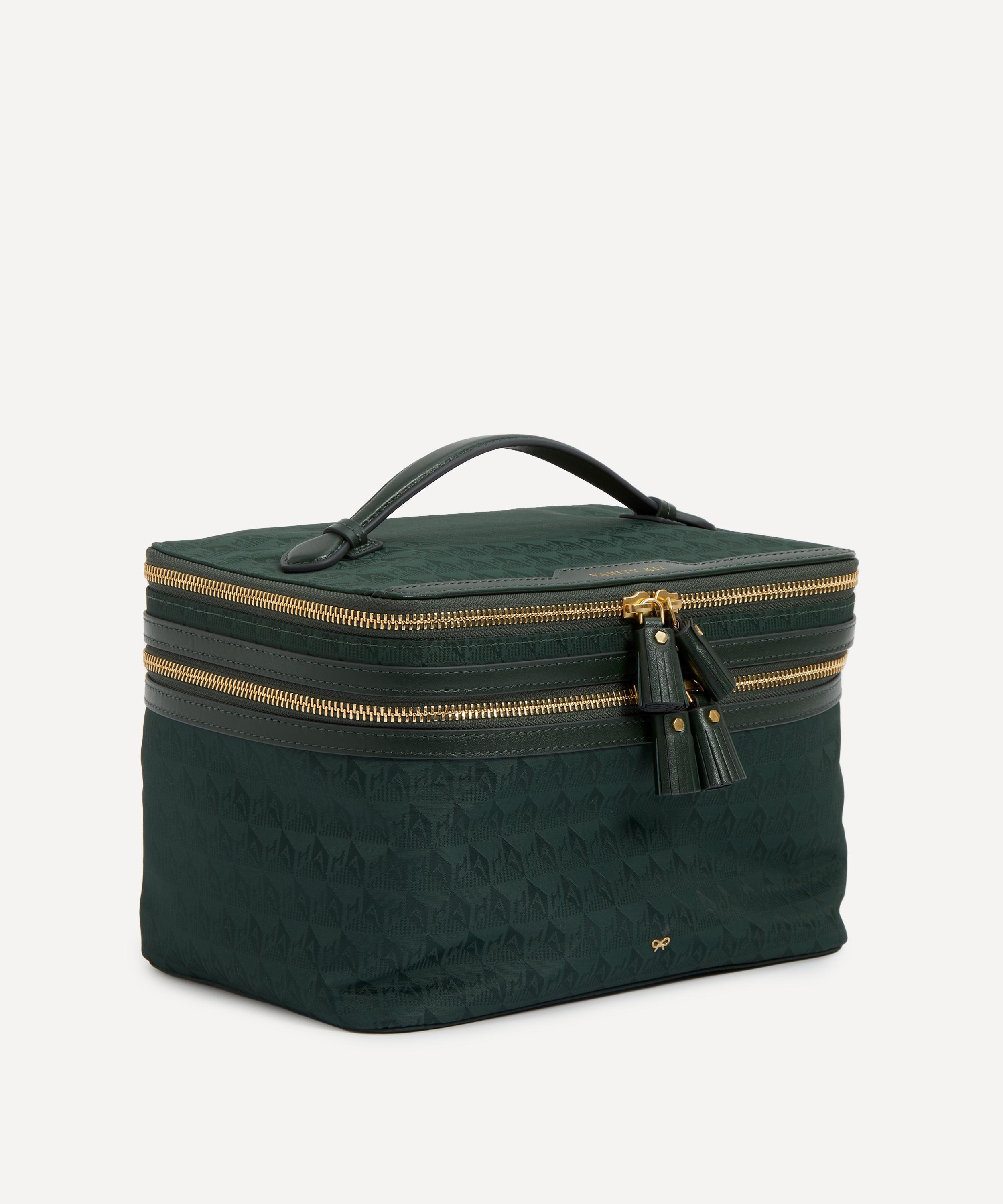 Logo Dark Holly Vanity Kit - 2