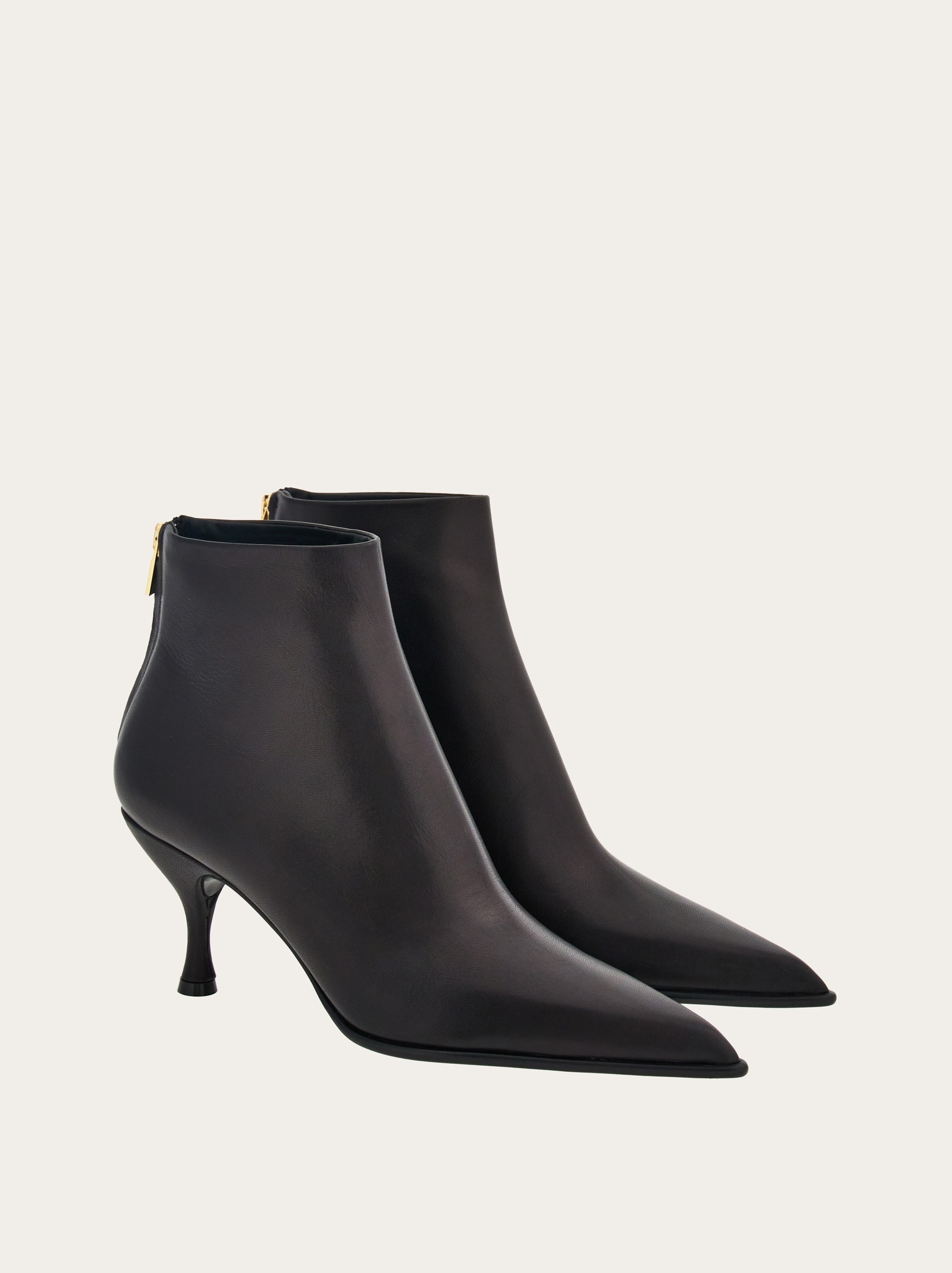 Pointed ankle boot - 5