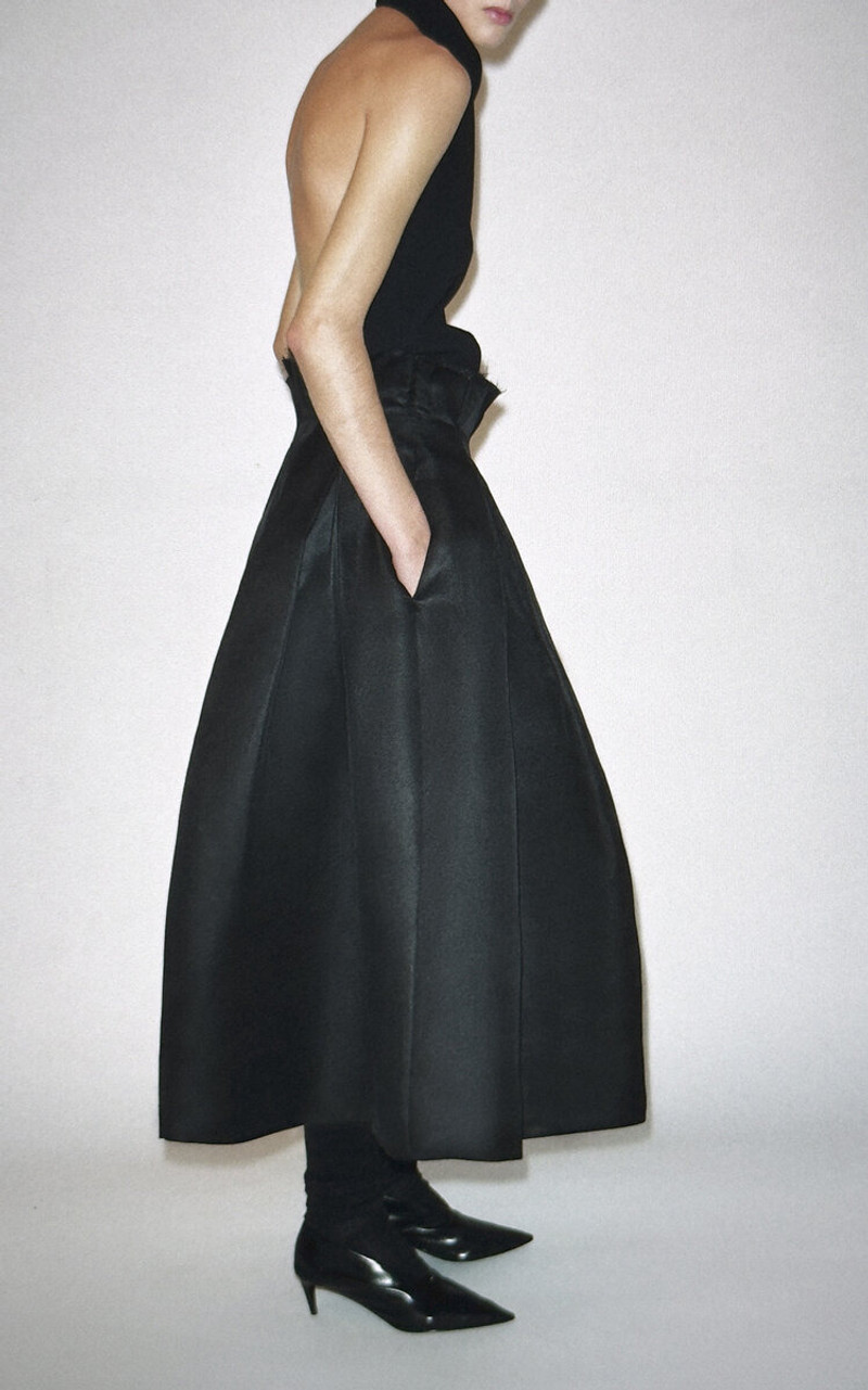 KHAITE Rone Crepe Top black outlook