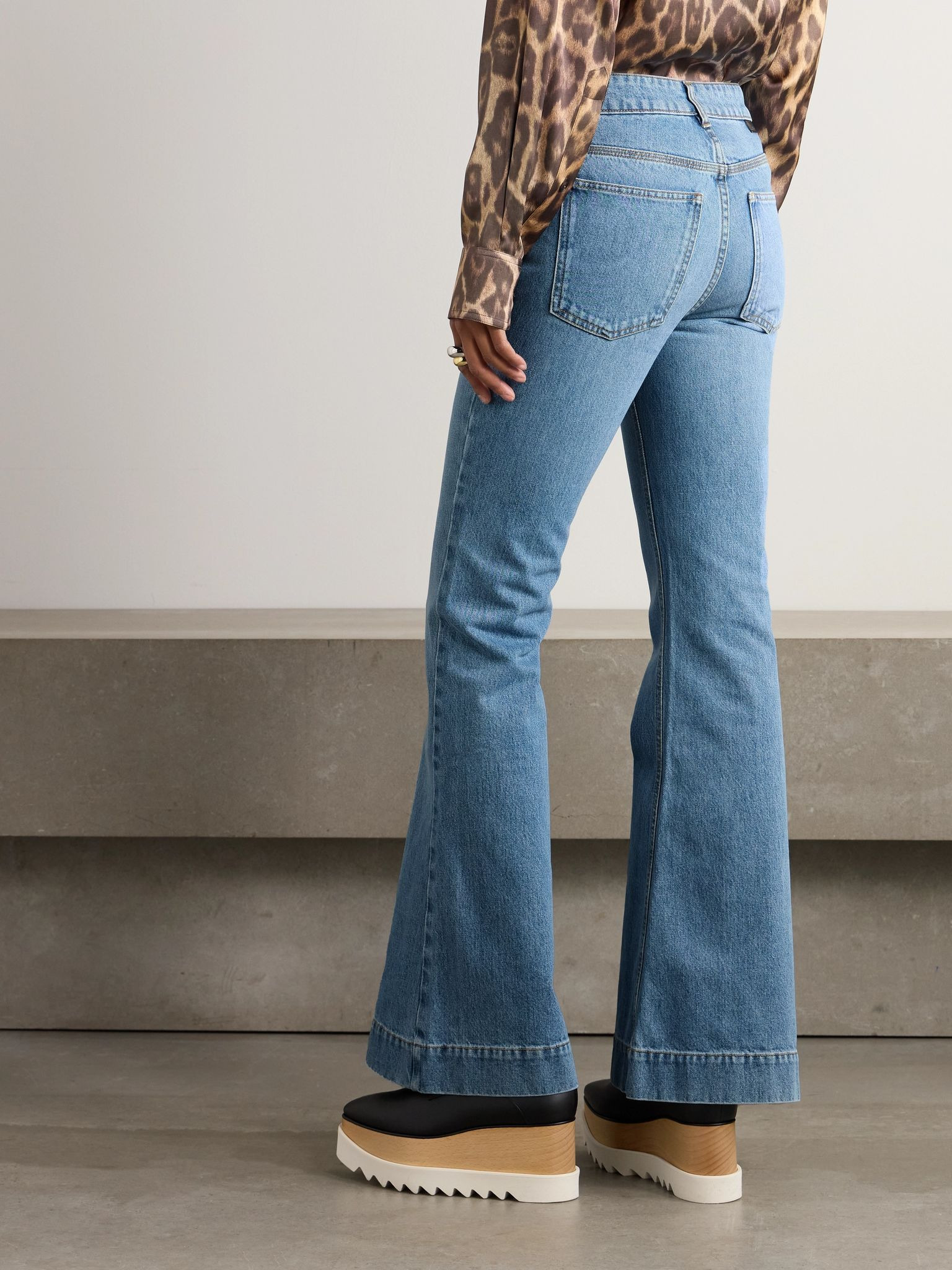 + NET SUSTAIN Iconic chain-embellished high-rise flared jeans Blue - 4