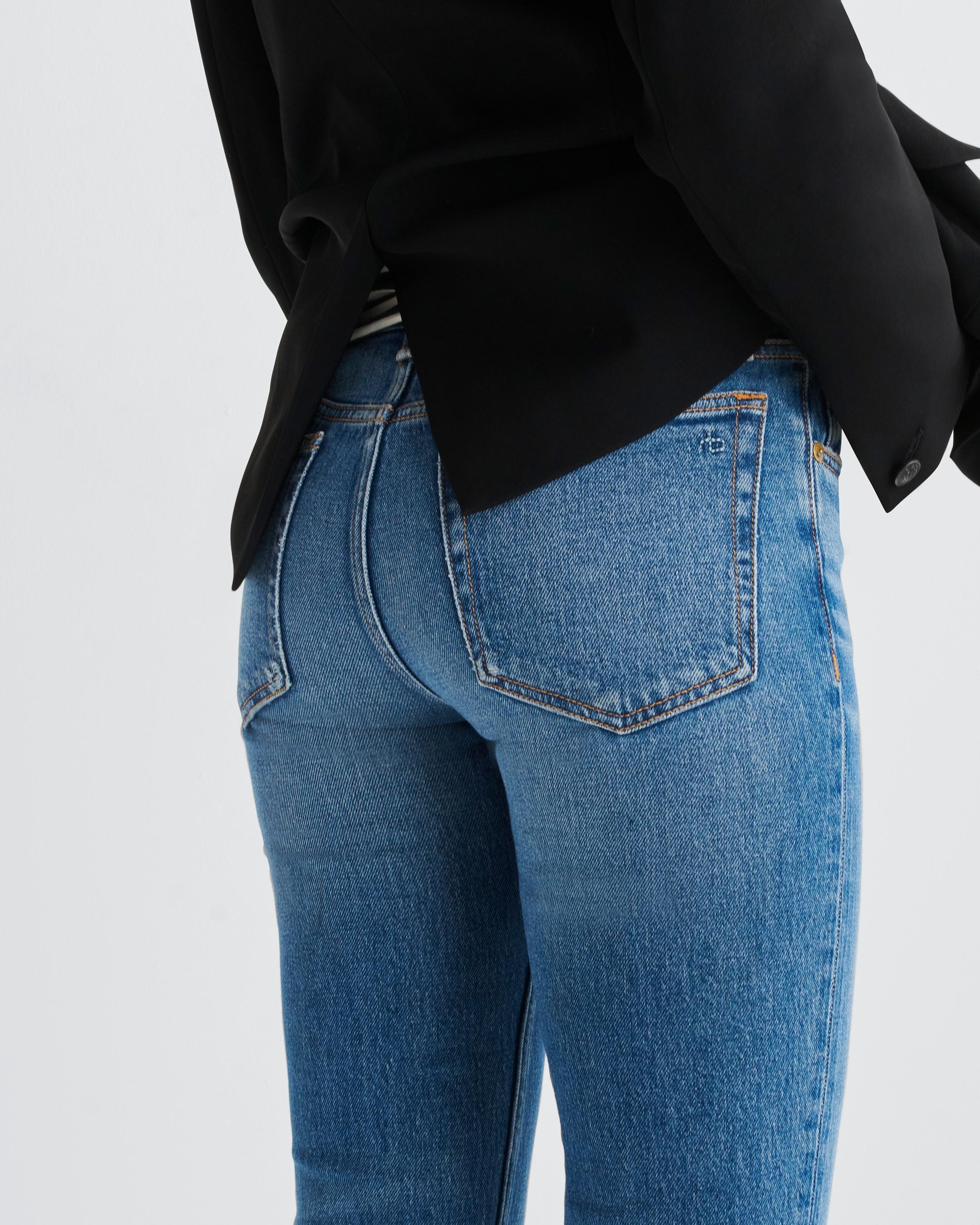 Peyton Bootcut - Huntley
Mid-Rise Vintage Stretch Jean - 2