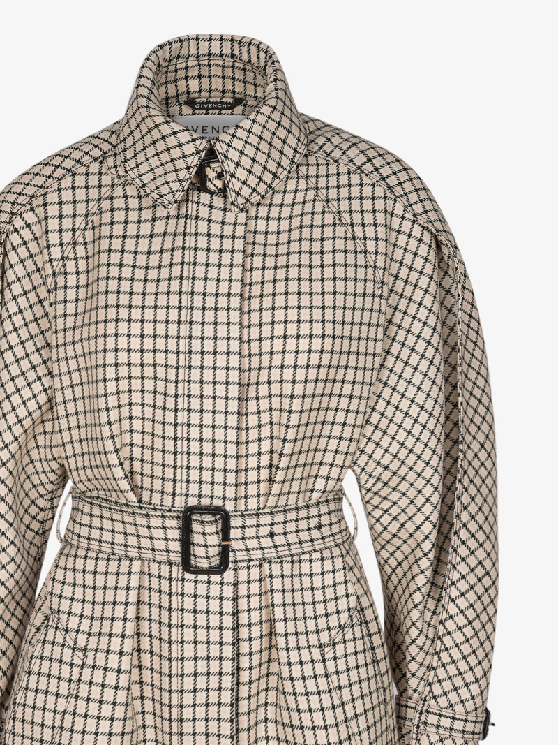 Long trench in check wool 6