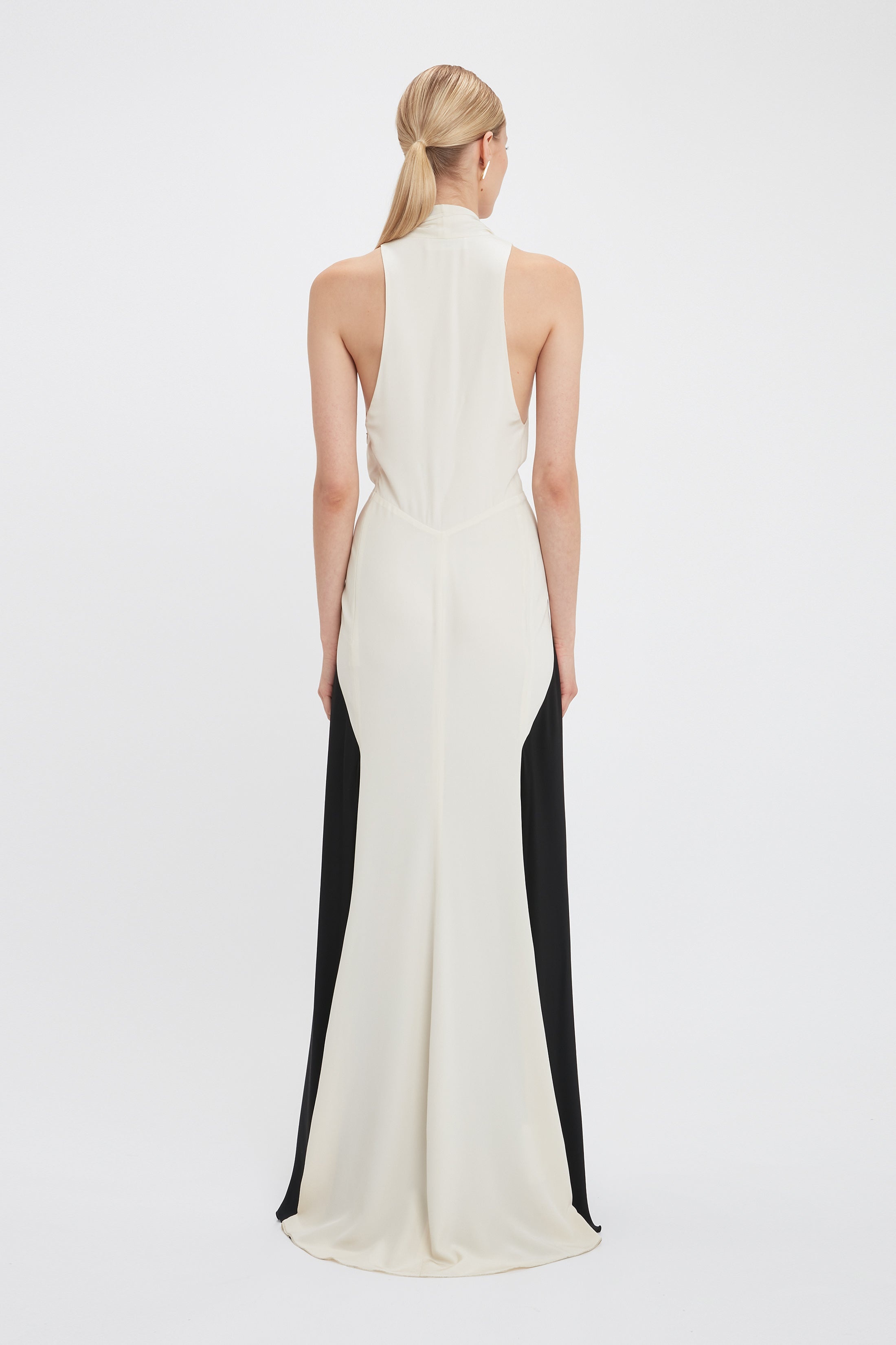 Exclusive Sleeveless Tie Detail Gown In Ivory-Black - 4