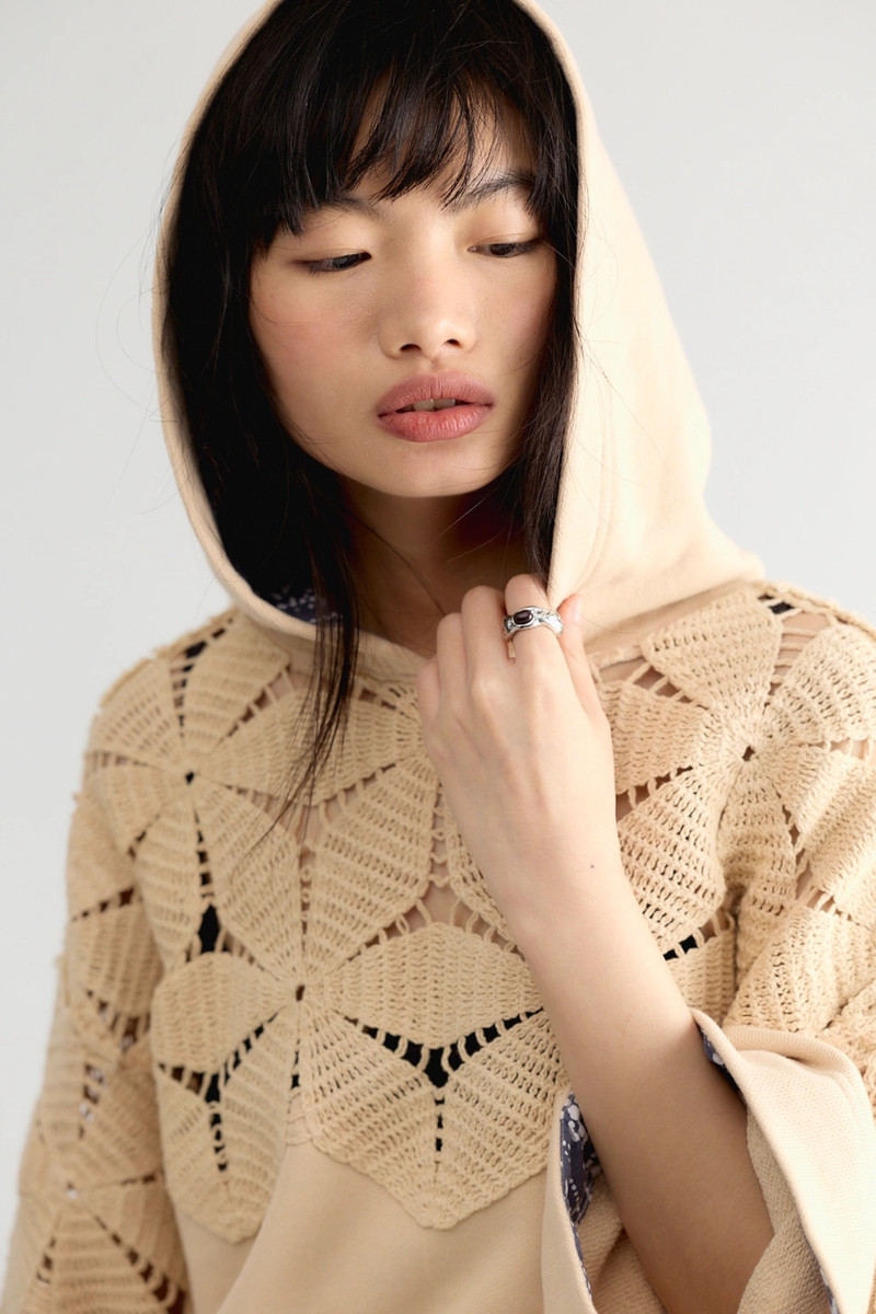 Maia Poncho 4