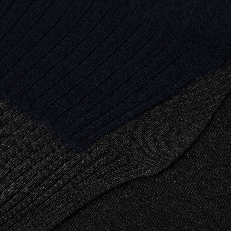 Cashmere and silk scarf 3