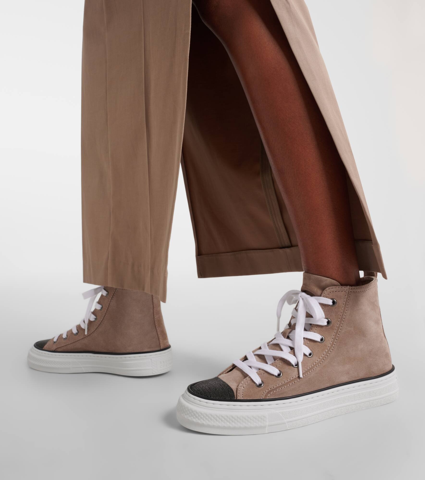 Monili-embellished high-top suede sneakers - 4