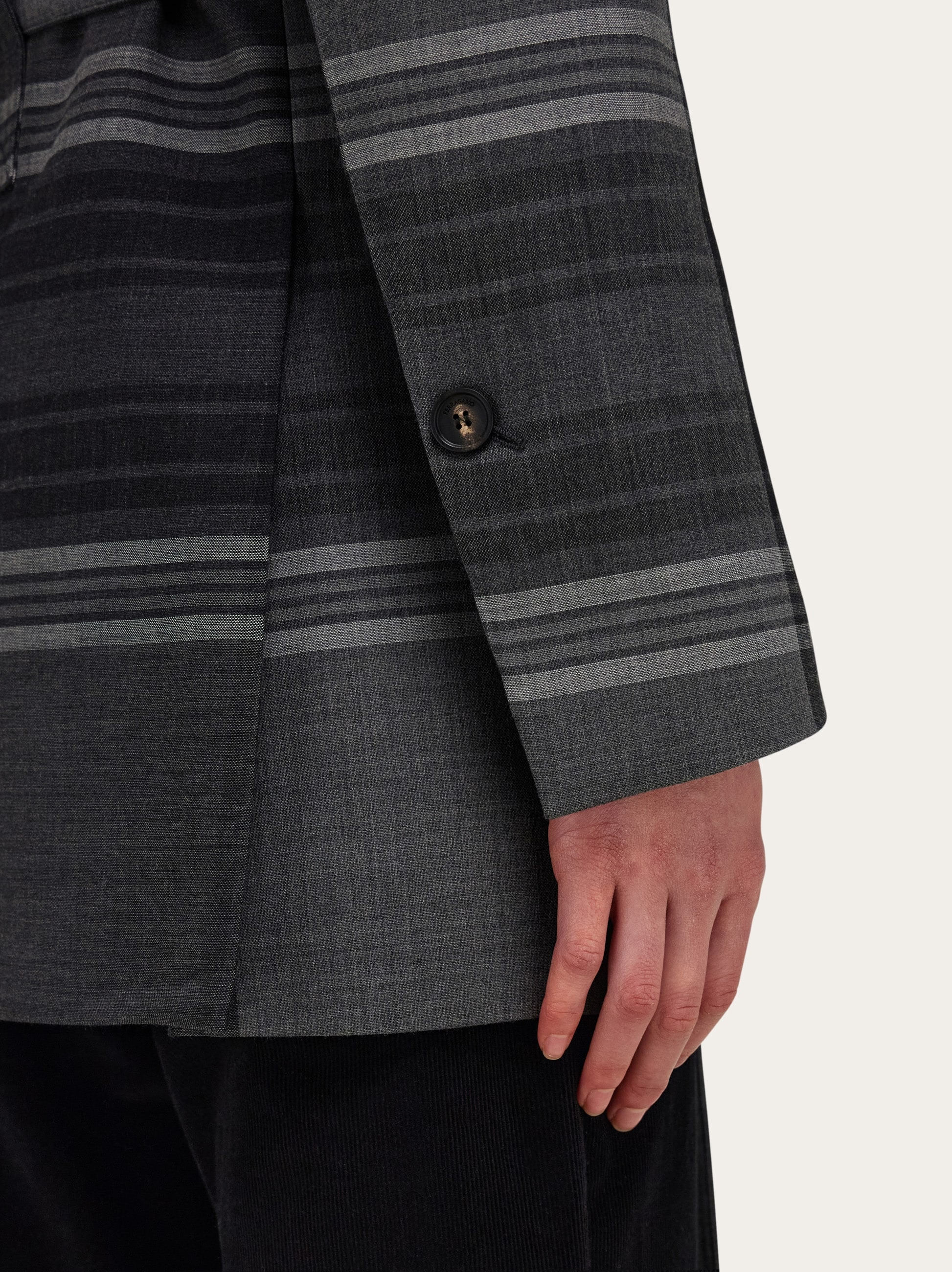 Belted blazer - 6