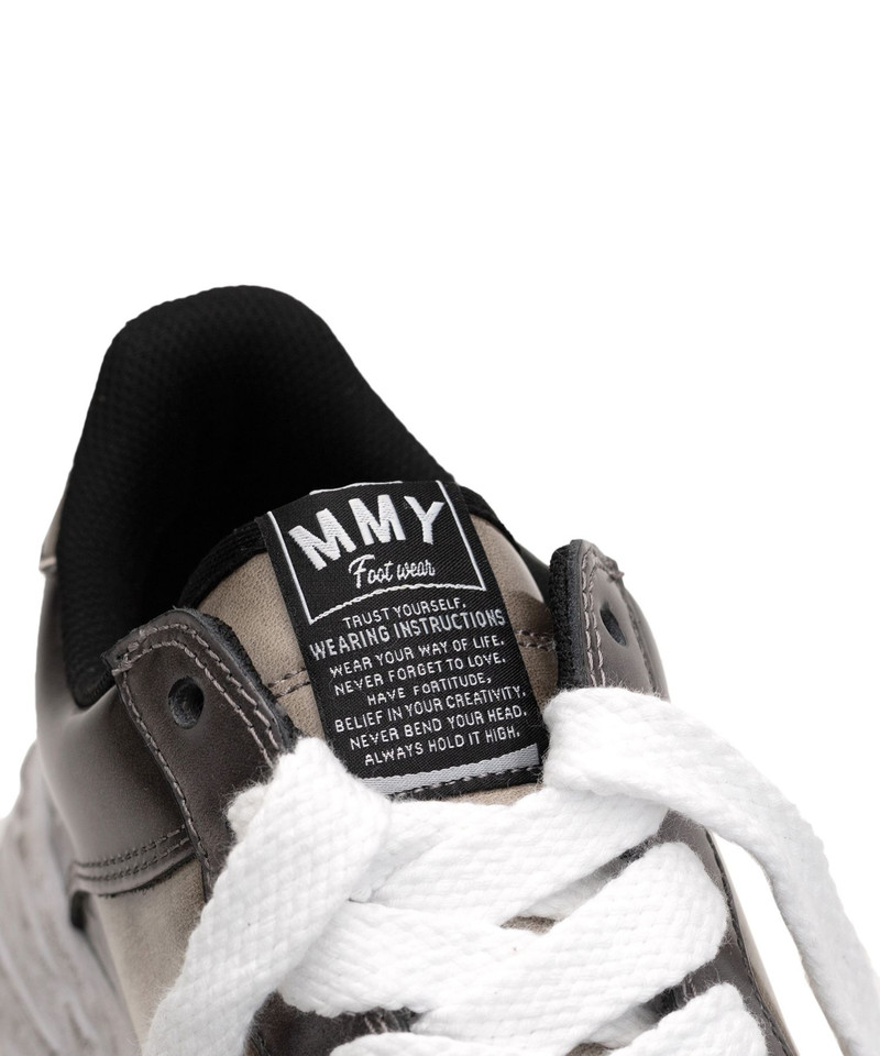 Mannahatta NYC x MMY "WAYNE" OG Sole Brush Off Leather Low-top Sneaker 9