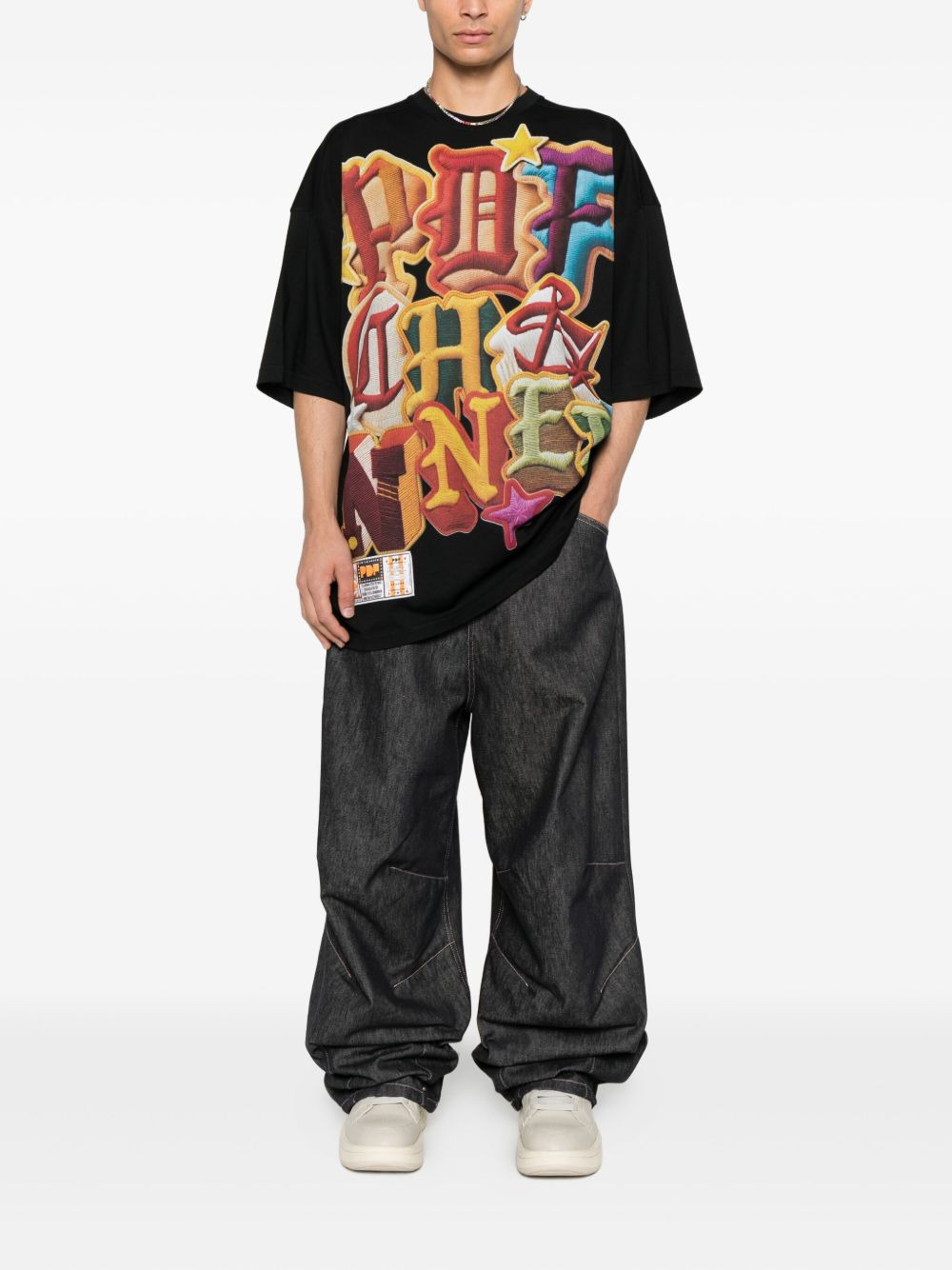 graphic-print T-shirt - 2