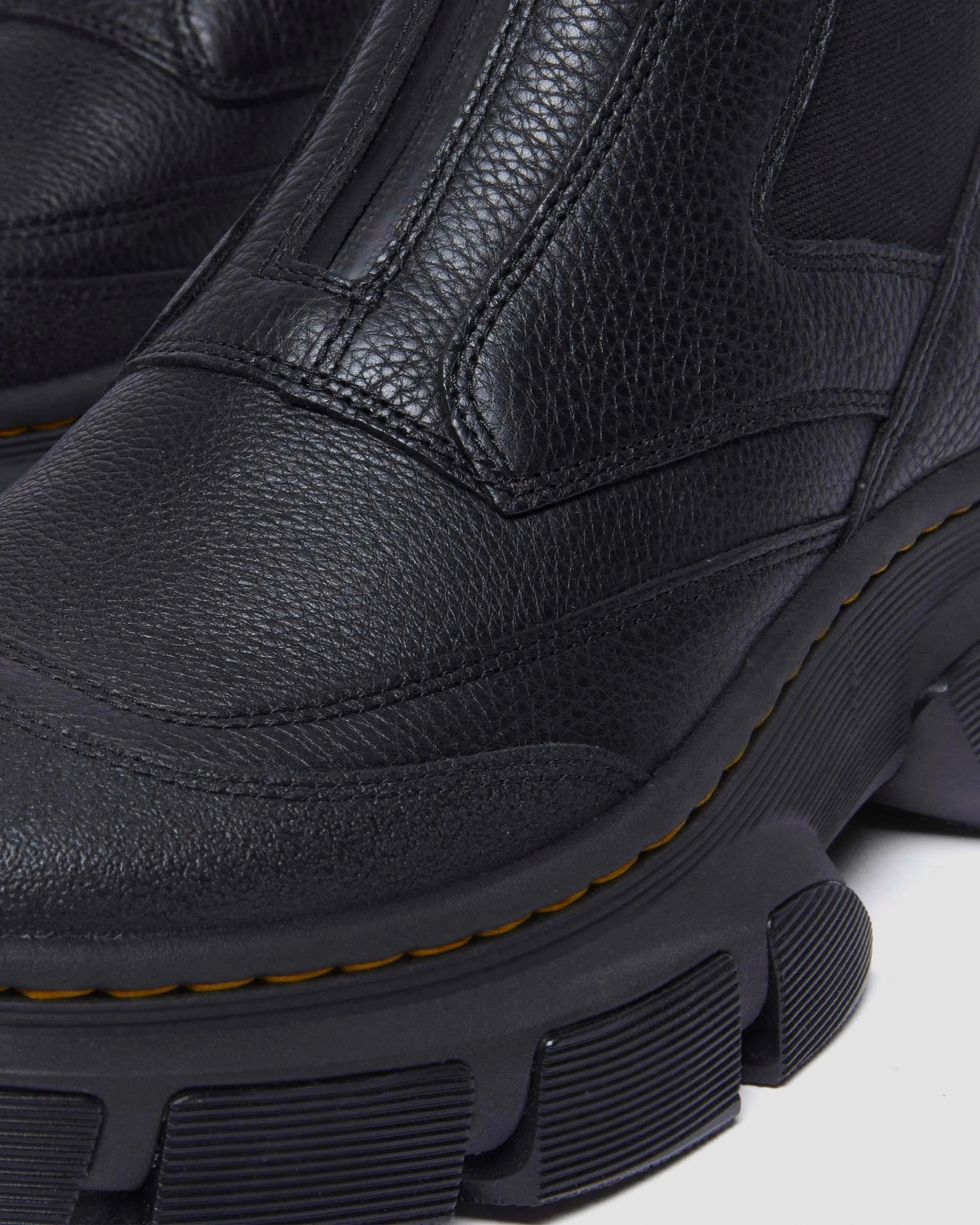 Dr. Martens DMXL Zip Leather Chelsea Boots | REVERSIBLE