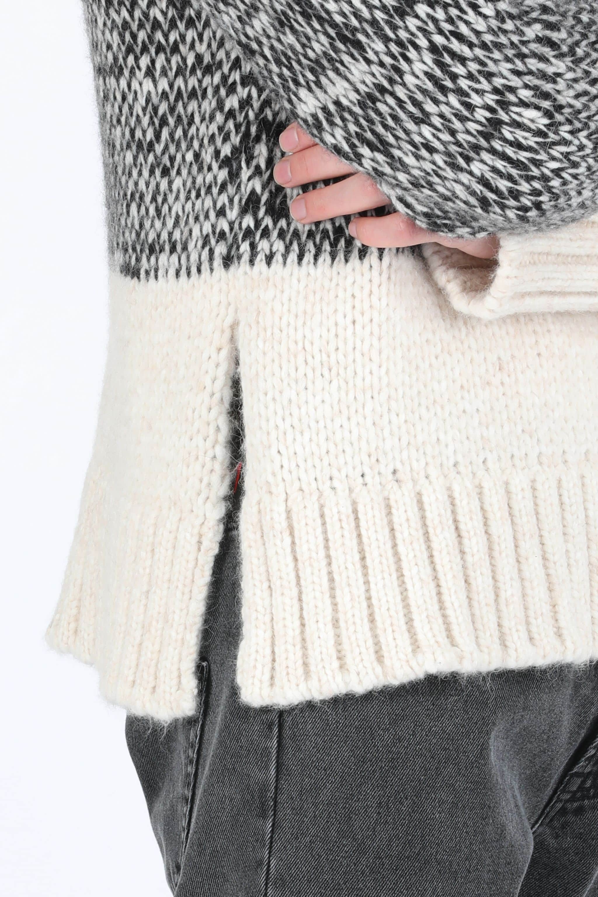 HERRINGBONE SWEATER - 5