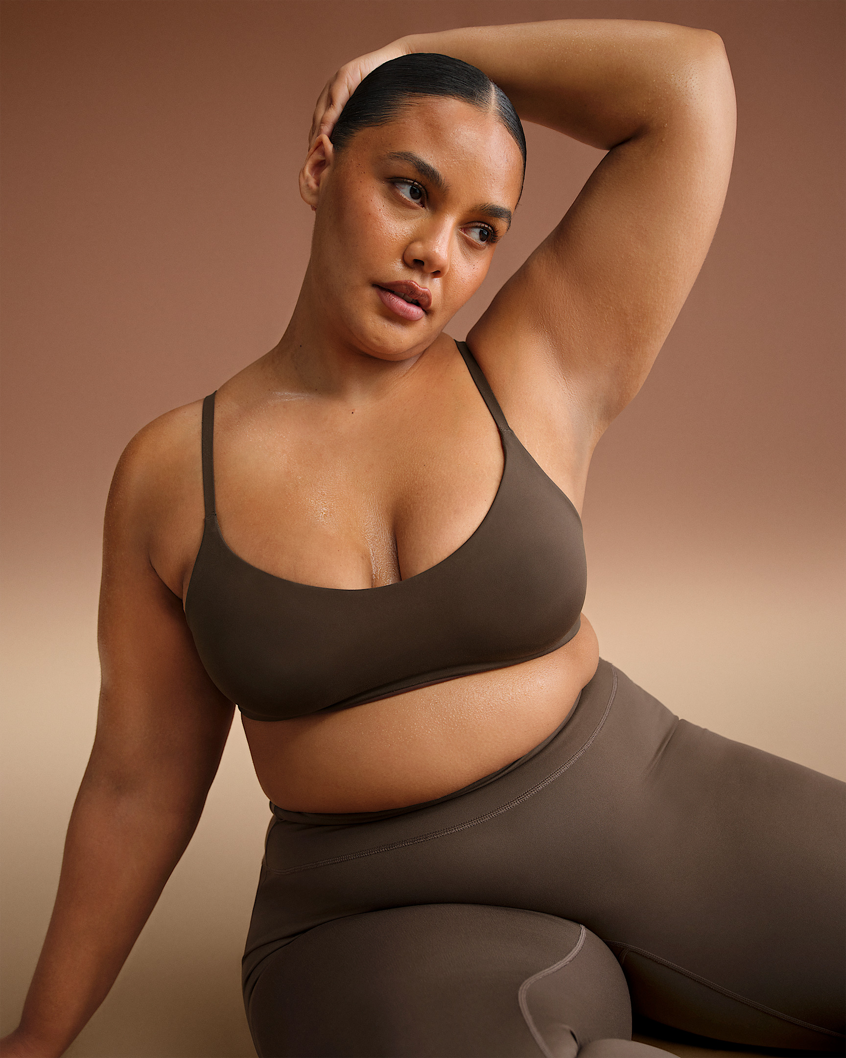 NikeSKIMS Matte Women's Micro-Scoop Bra - 9