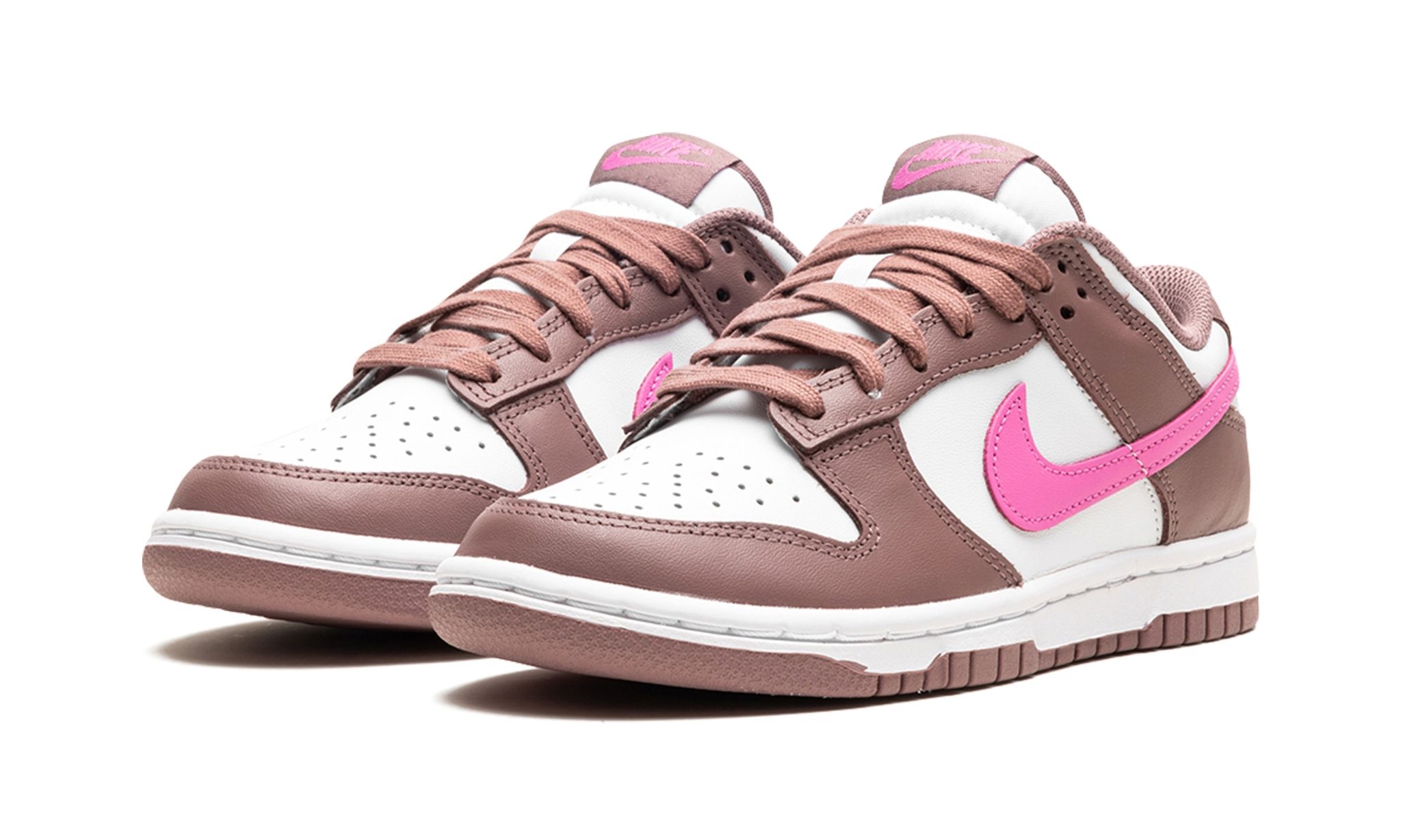 DUNK LOW WMNS "Smokey Mauve" - 2