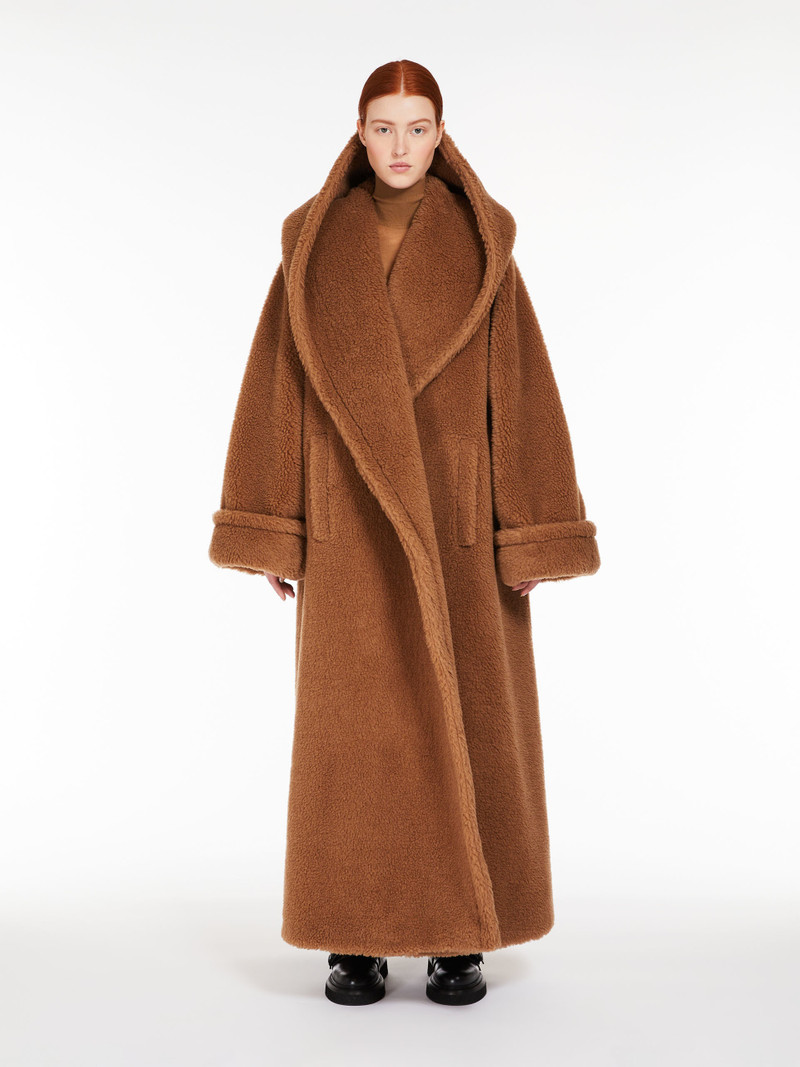 APOGEO Oversized Teddy wrap coat 3
